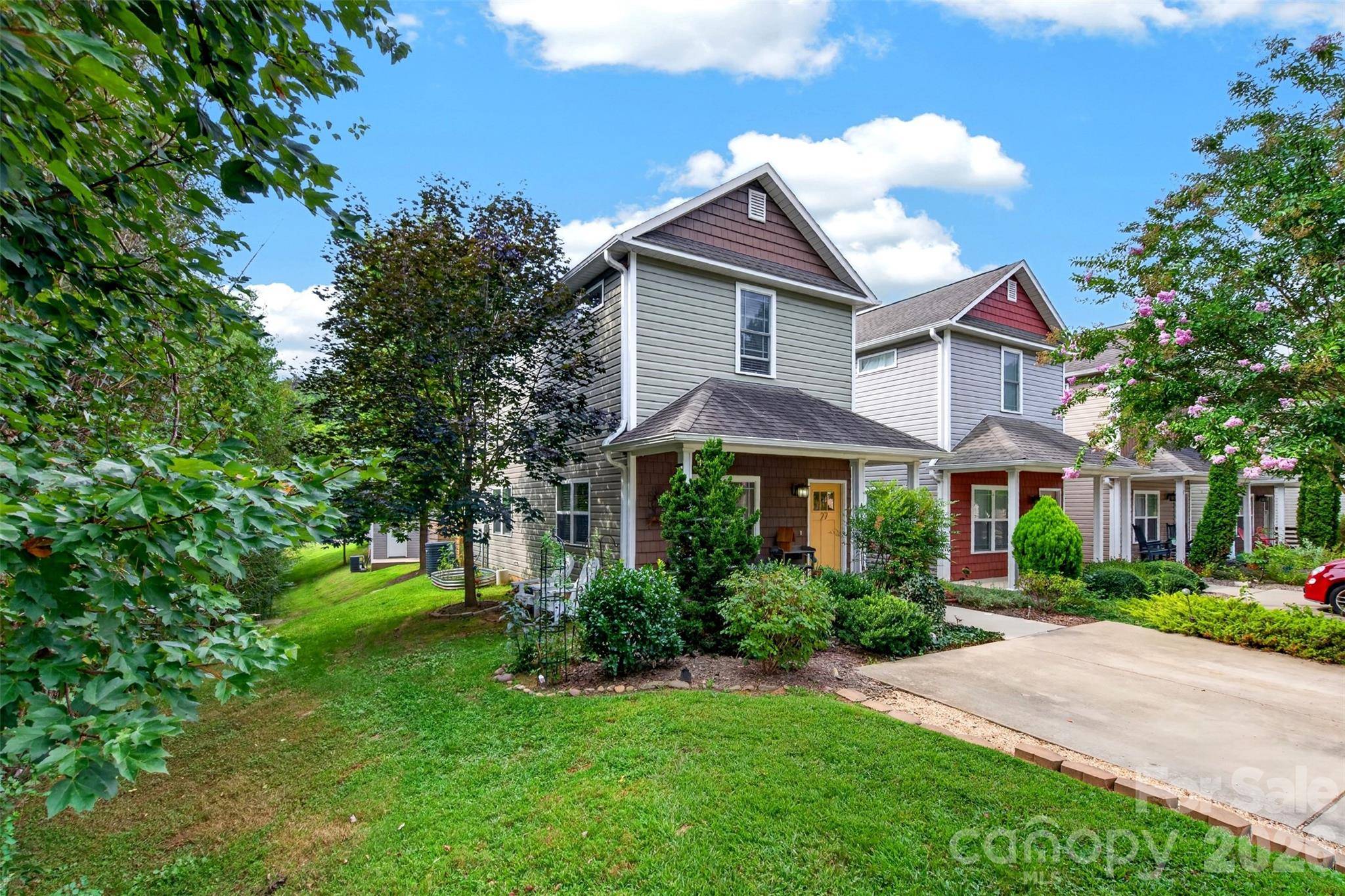 27 Mill Creek LOOP, Asheville, NC 28806