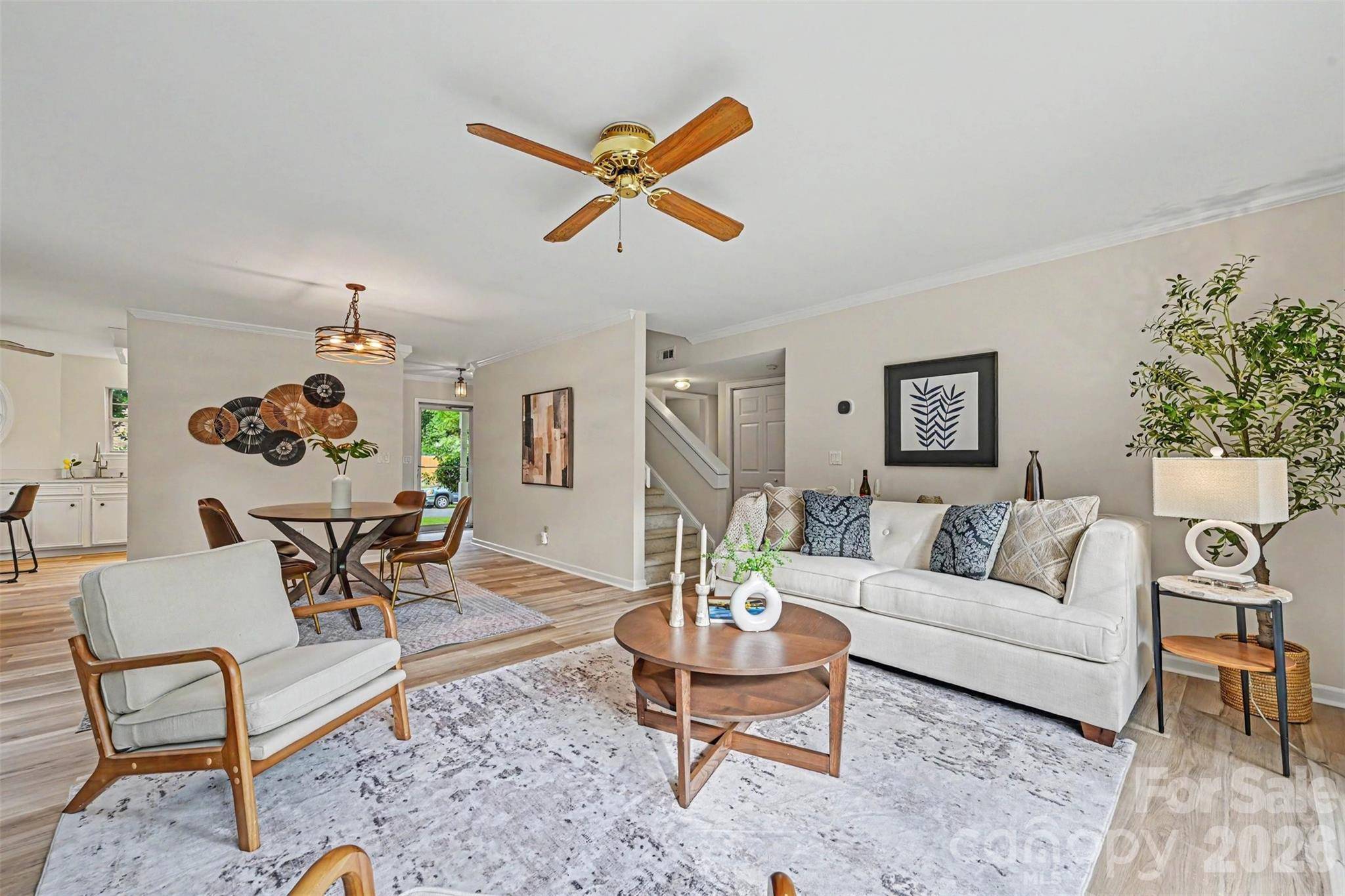 8834 Rittenhouse CIR, Charlotte, NC 28270