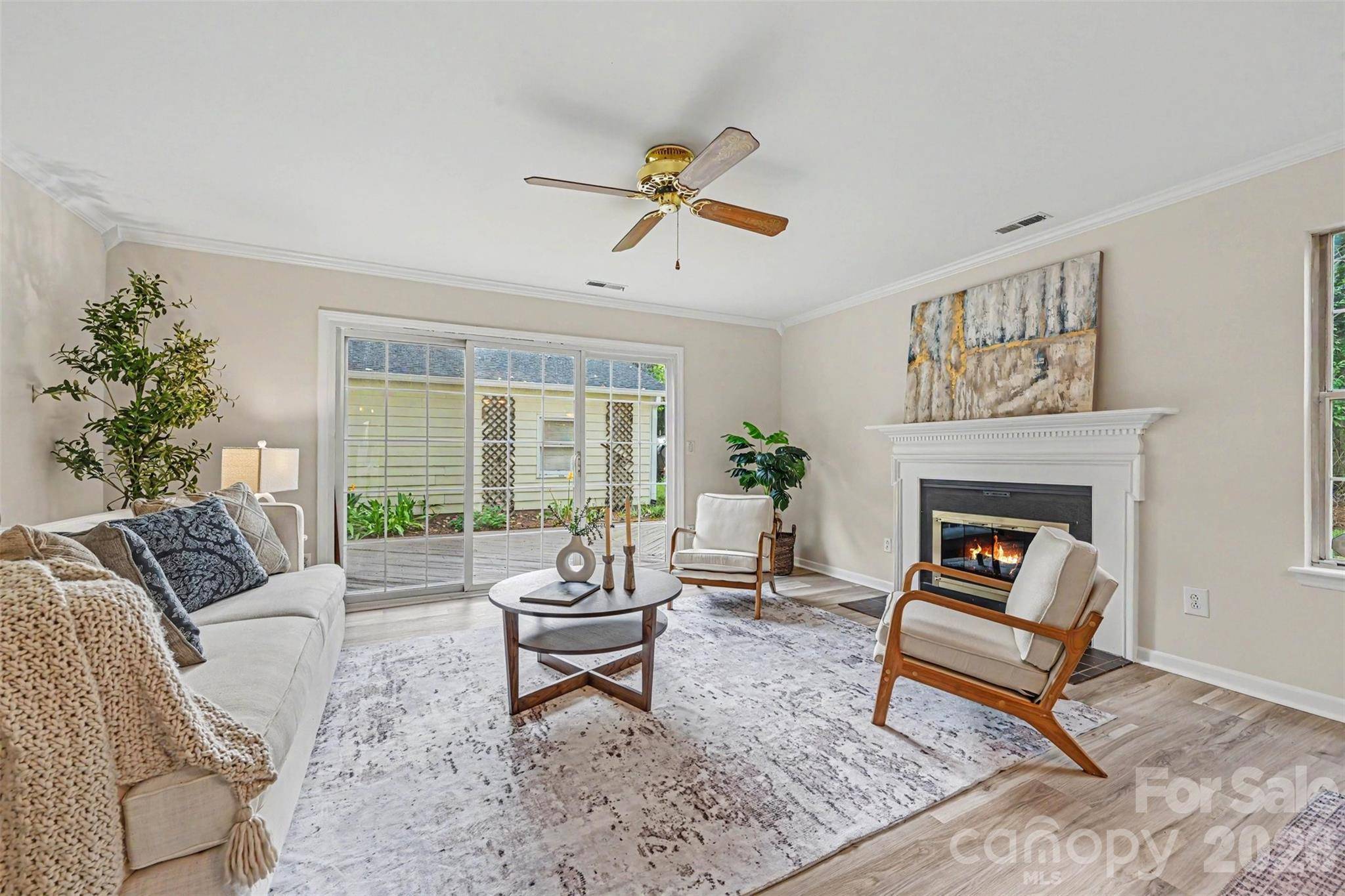 8834 Rittenhouse CIR, Charlotte, NC 28270