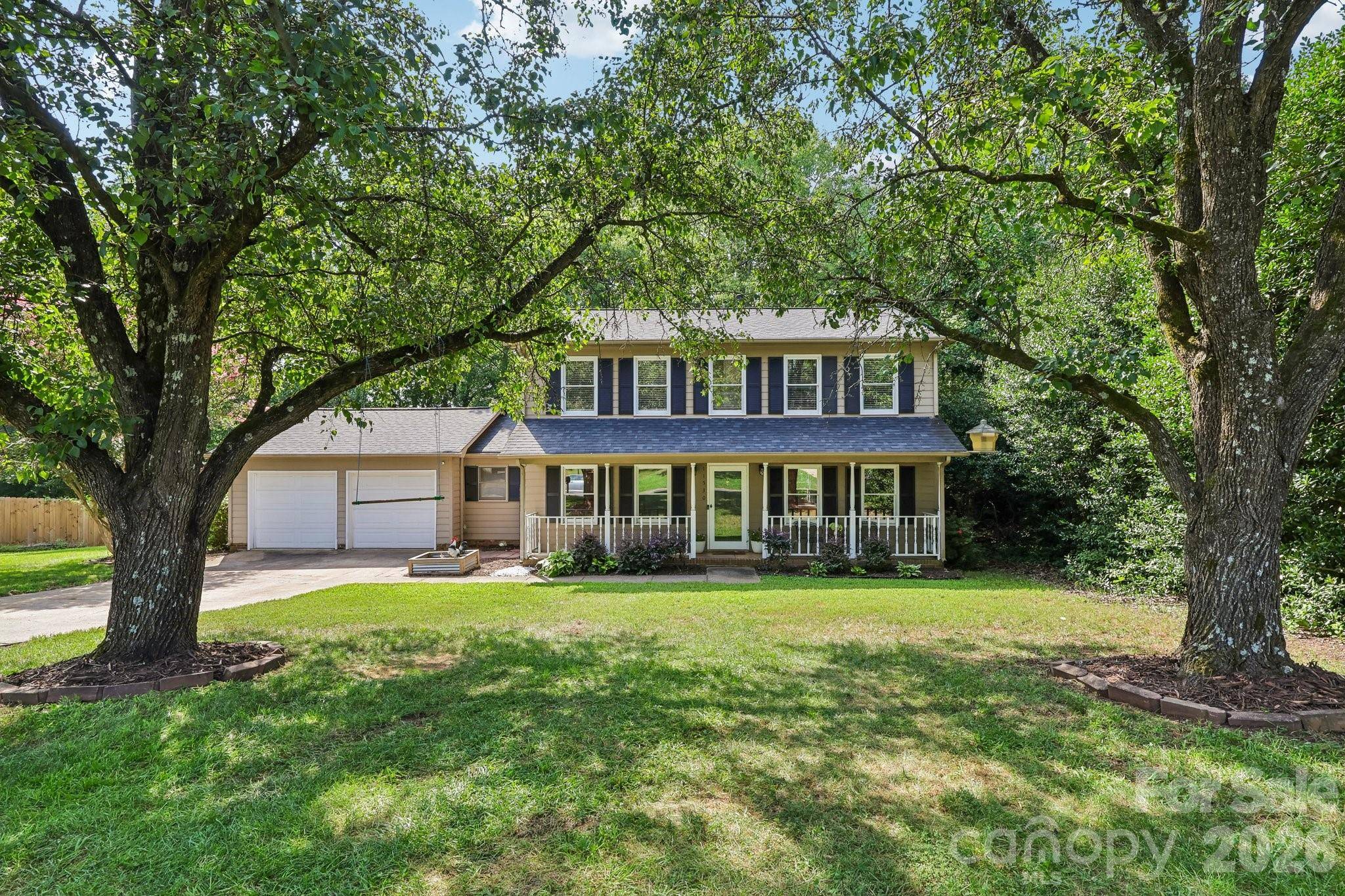 11530 Waterflower LN, Charlotte, NC 28262