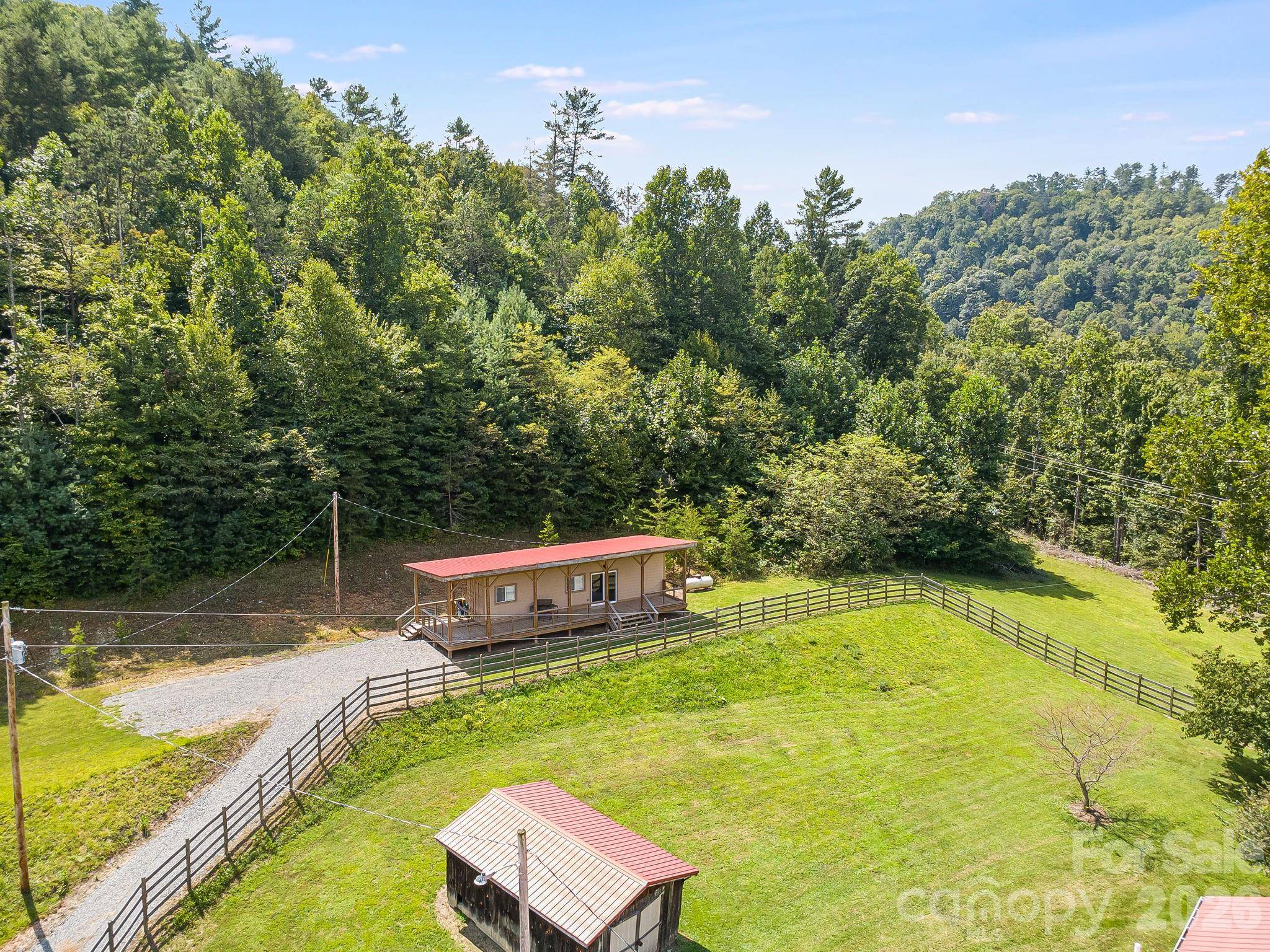 58 Guntertown RD, Marshall, NC 28753