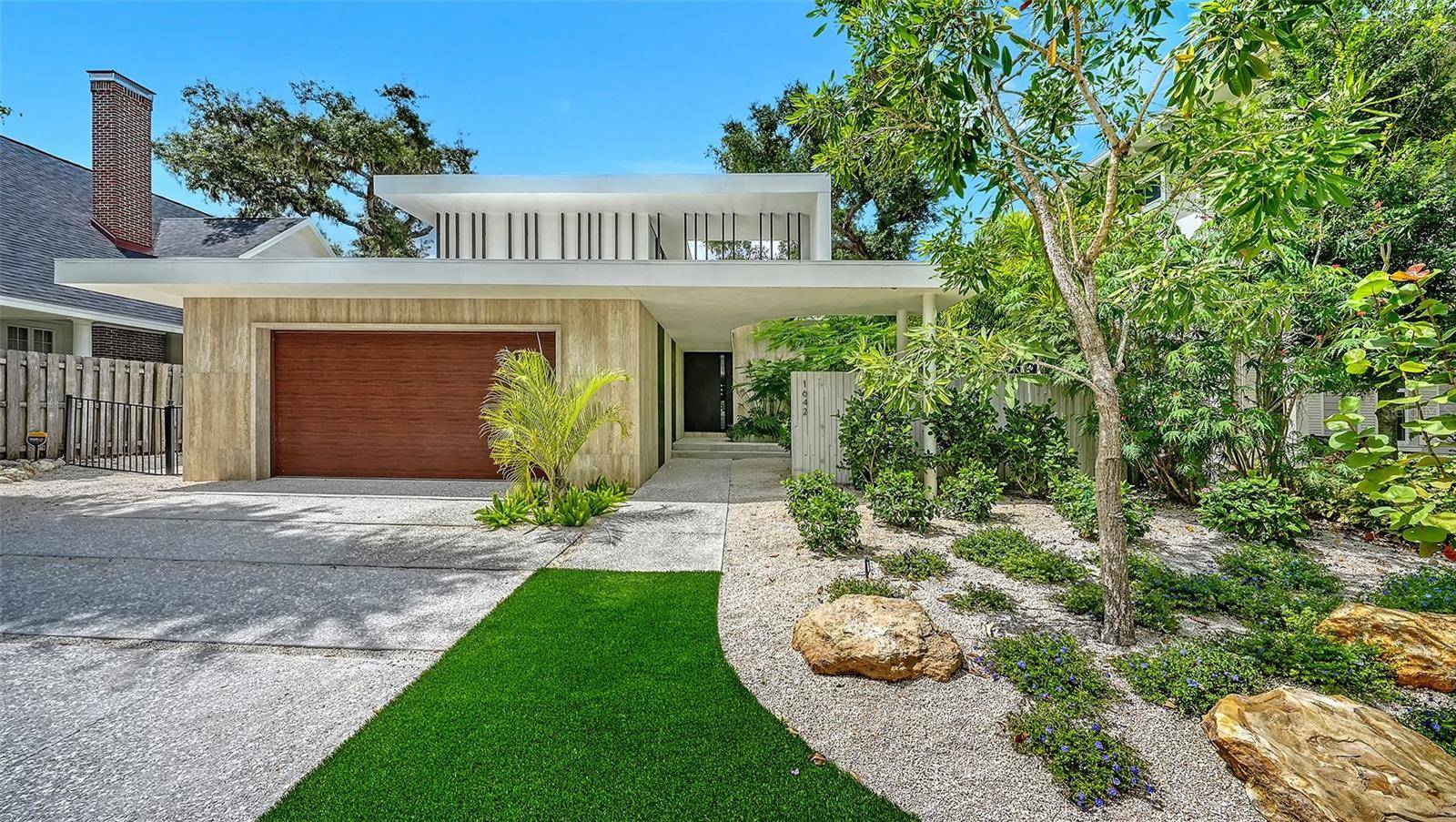 1642 BAHIA VISTA ST, Sarasota, FL 34239