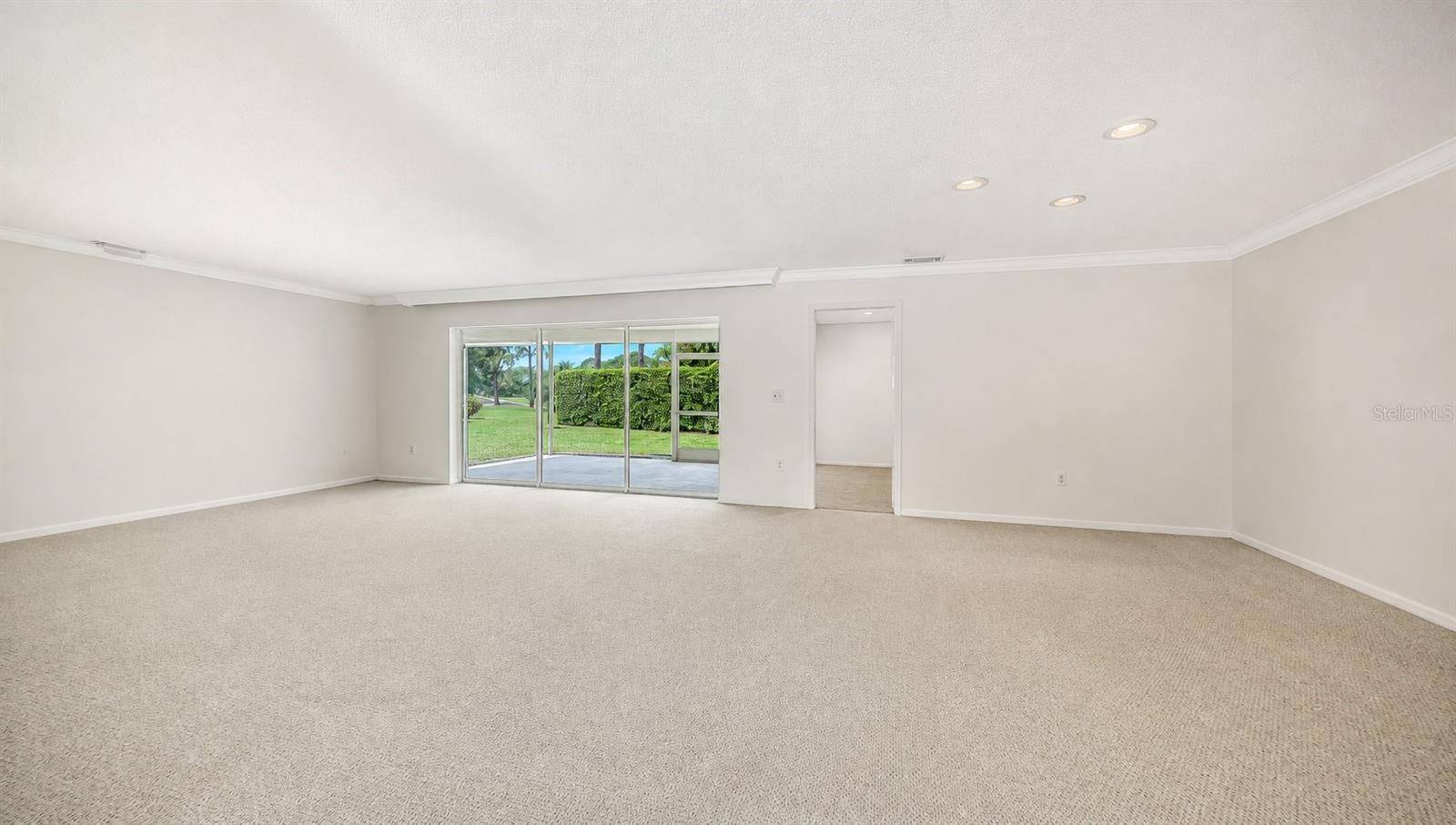3522 FERNDELL, Sarasota, FL 34235