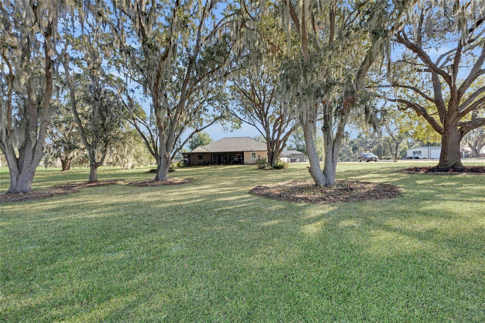 400 CARMAN DR, Leesburg, FL 34748