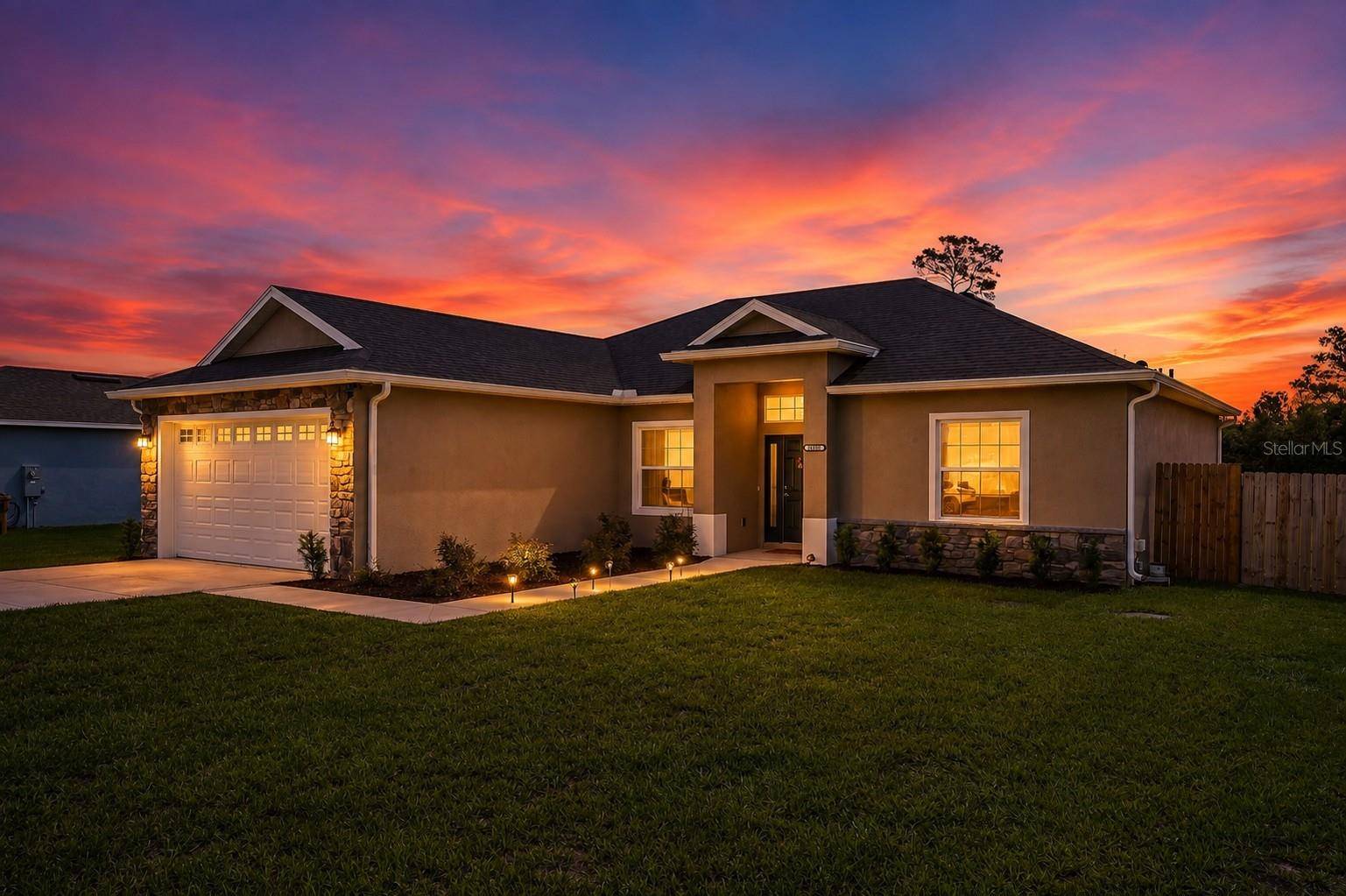 40688 E 9TH AVE, Umatilla, FL 32784