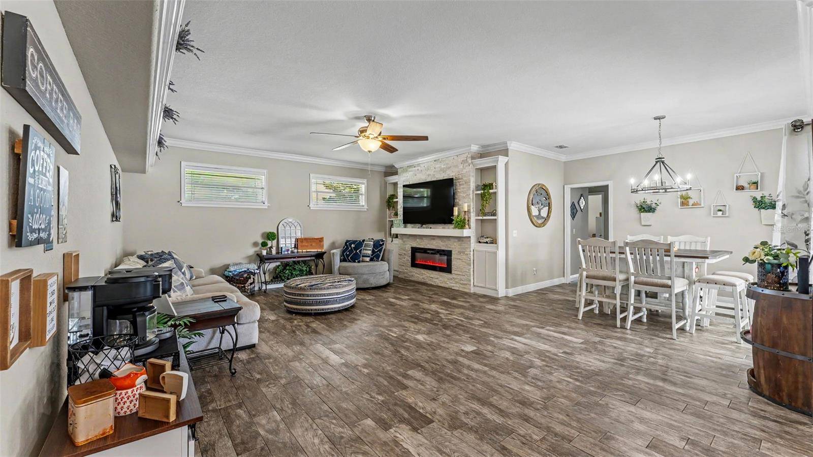 145 WINONA CIR, Auburndale, FL 33823