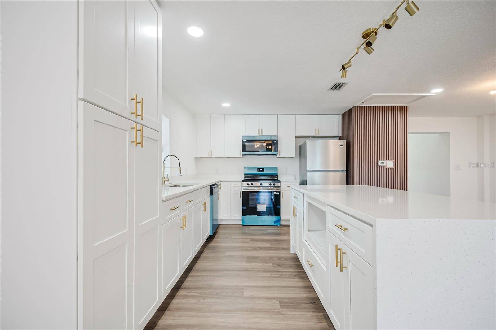 842 DENNIS AVE, Orlando, FL 32807