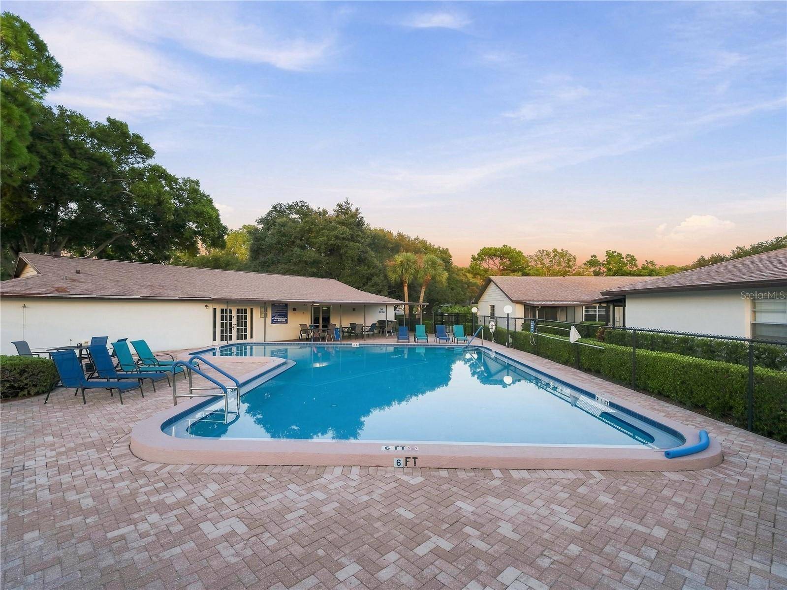 2452 ENTERPRISE RD #2001, Clearwater, FL 33763