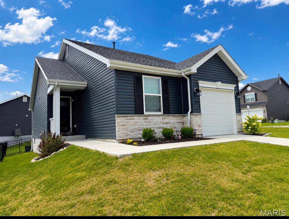 924 Walnut Point Dr DR, Imperial, MO 63052