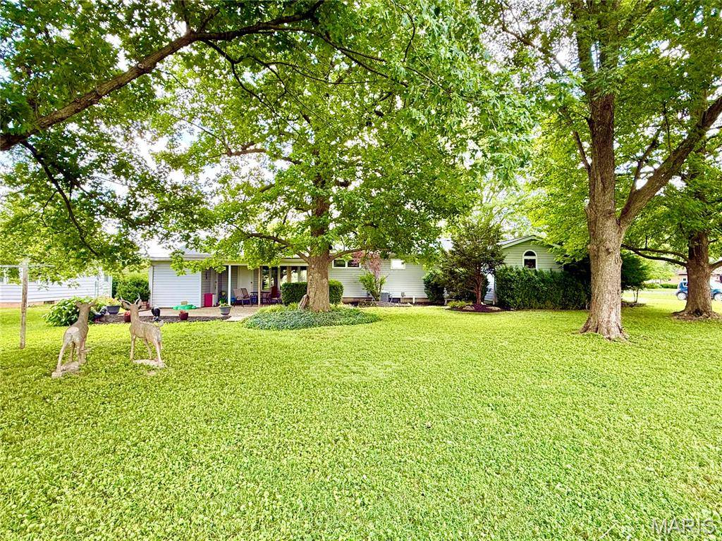 319 Fillmore ST, Worden, IL 62097