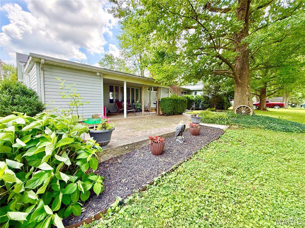 319 Fillmore ST, Worden, IL 62097