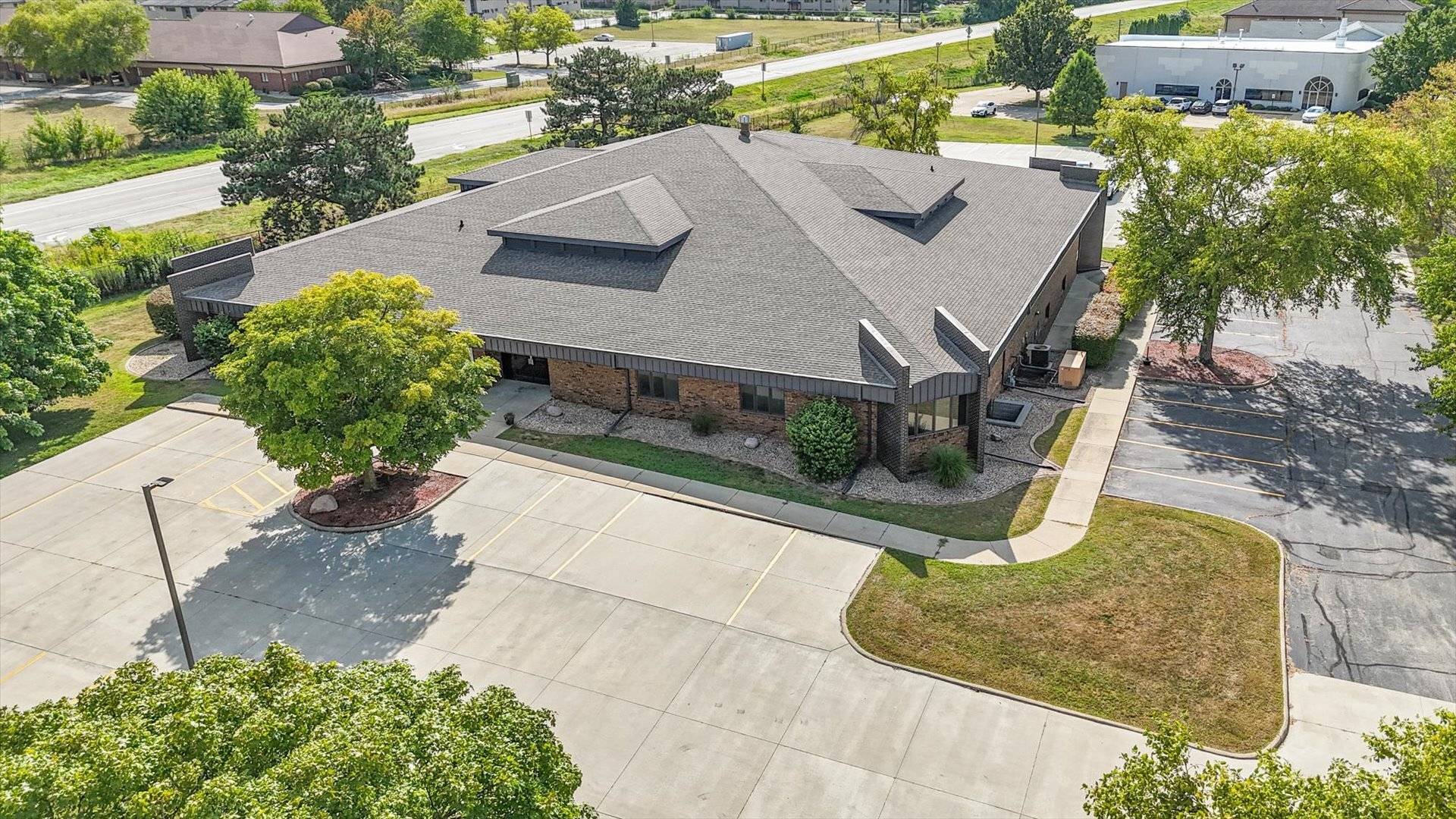 2101 W Park CT, Champaign, IL 61821