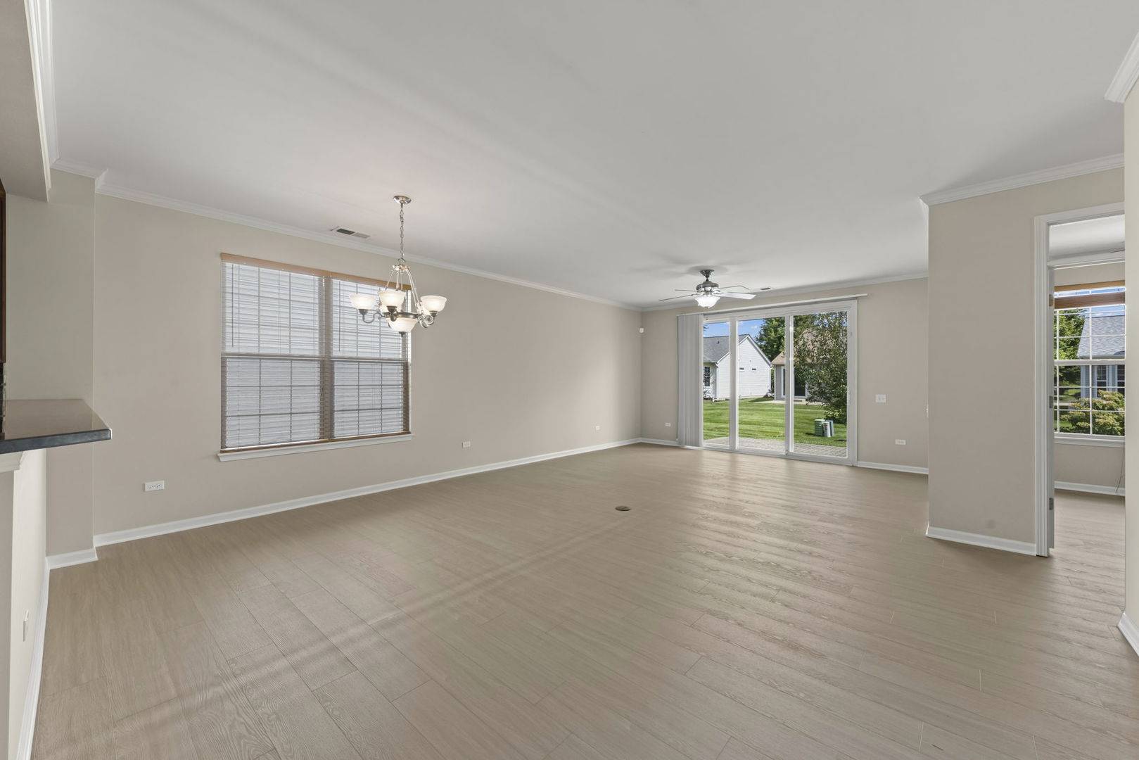 312 National DR, Shorewood, IL 60404