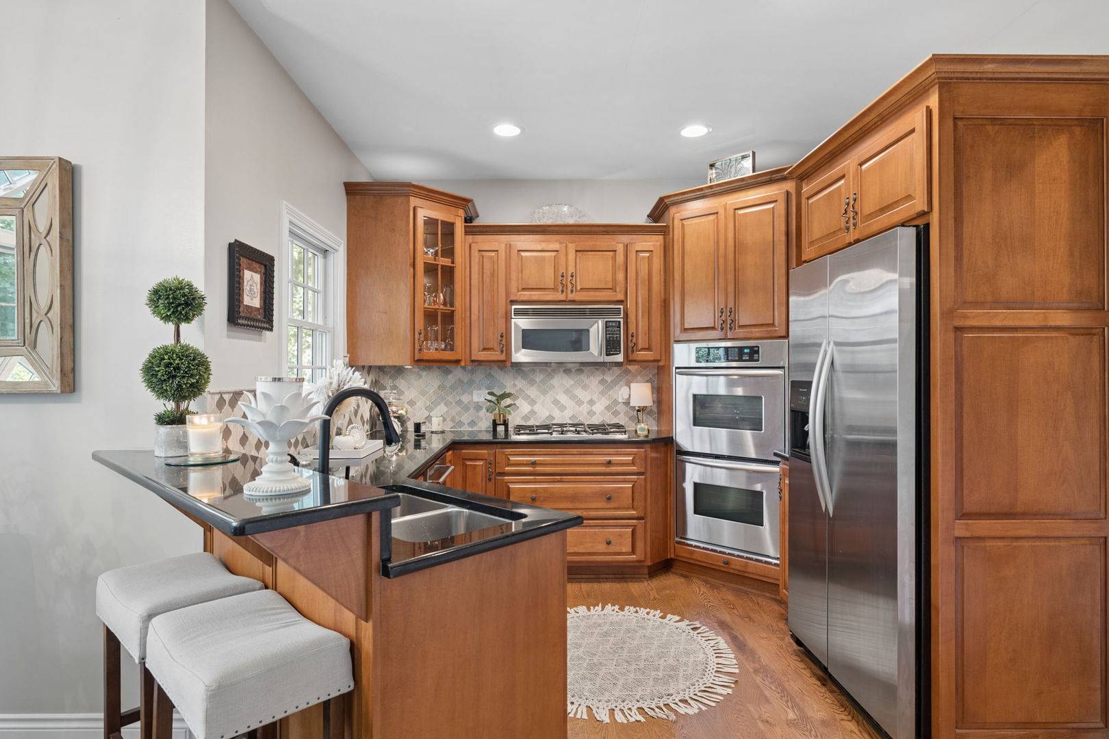 2535 Reflections DR, Crest Hill, IL 60403