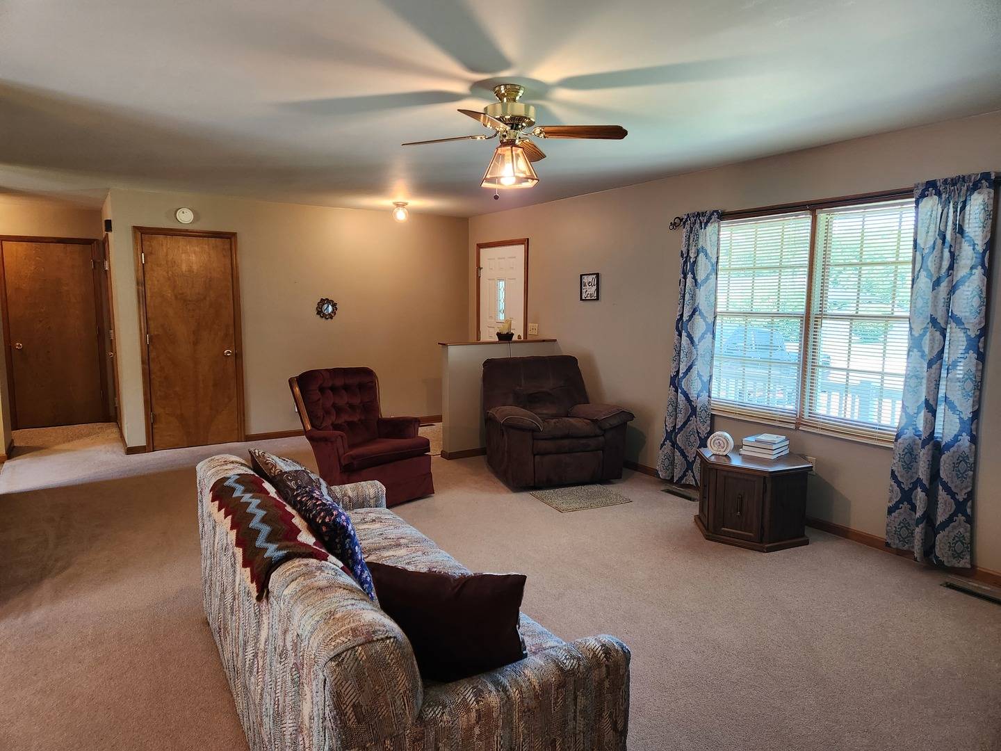 810 Marty AVE, Rock Falls, IL 61071