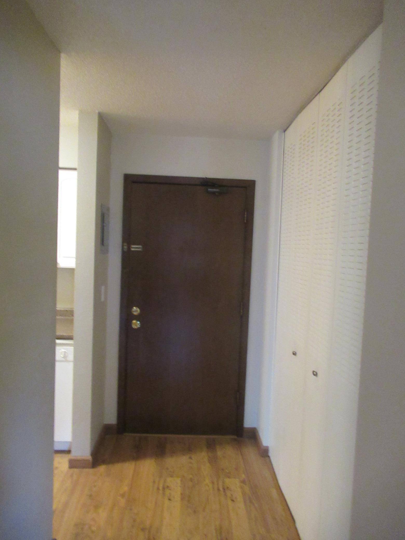 7414 W 22nd ST #212, Saint Louis Park, MN 55426