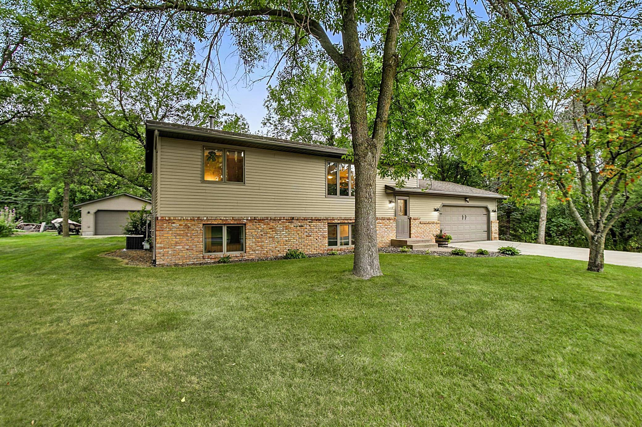 1557 Wildwood RD, Saint Cloud, MN 56303