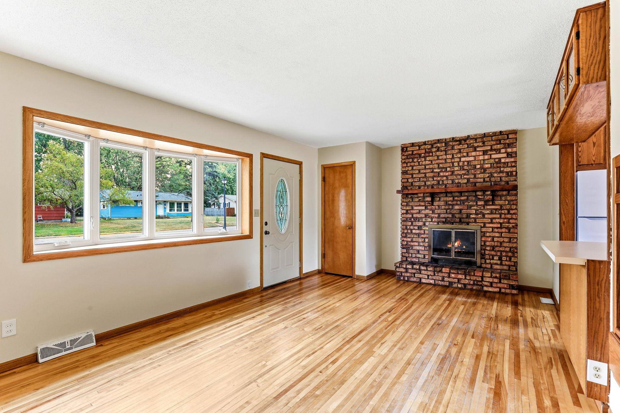 617 E Lincoln RD, New Richmond, WI 54017