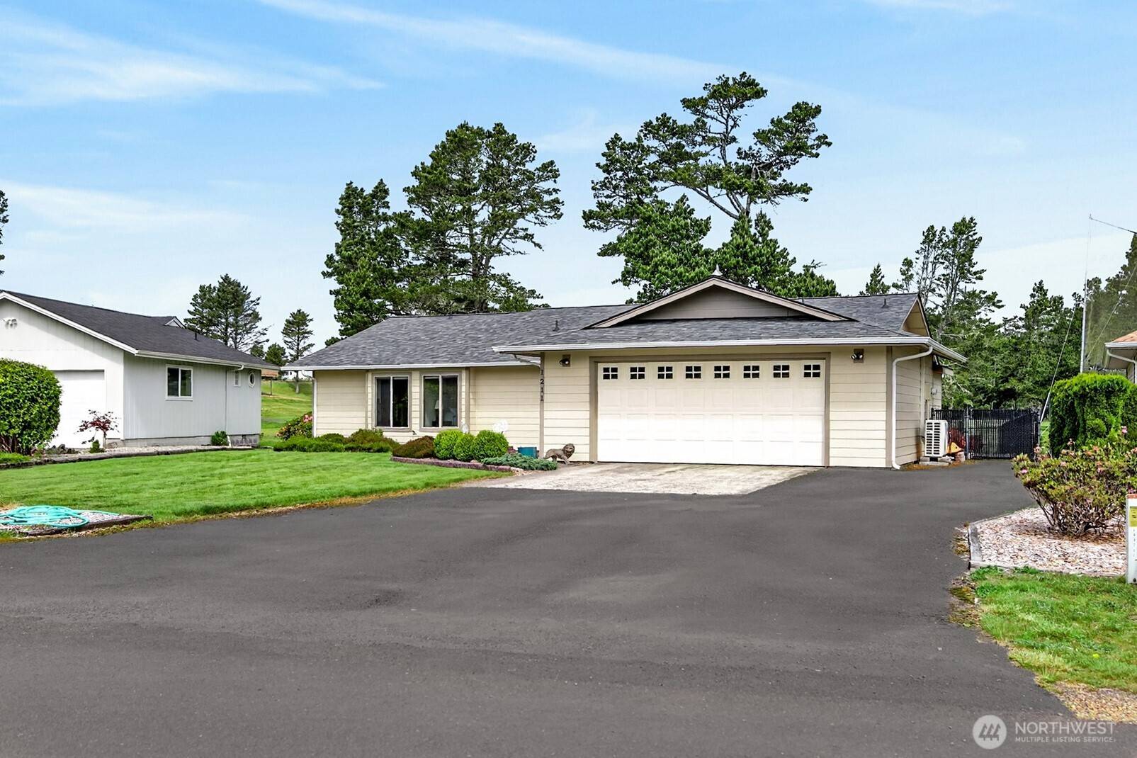 1211 314th PL, Ocean Park, WA 98640