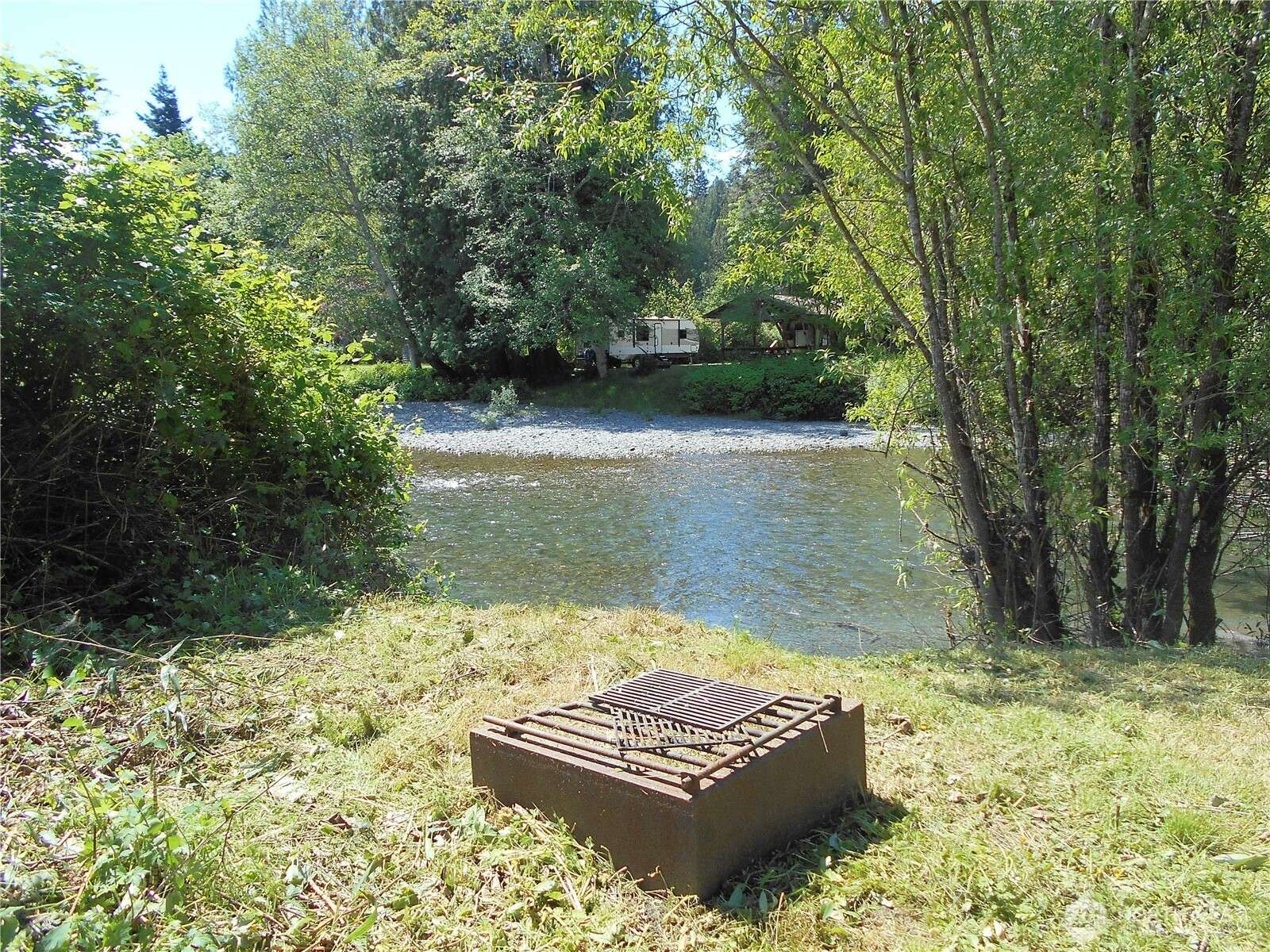 170 Kelly RD, Brinnon, WA 98320