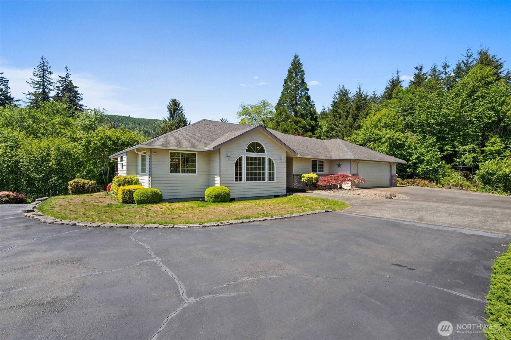 1620 Prospect ST, Raymond, WA 98577