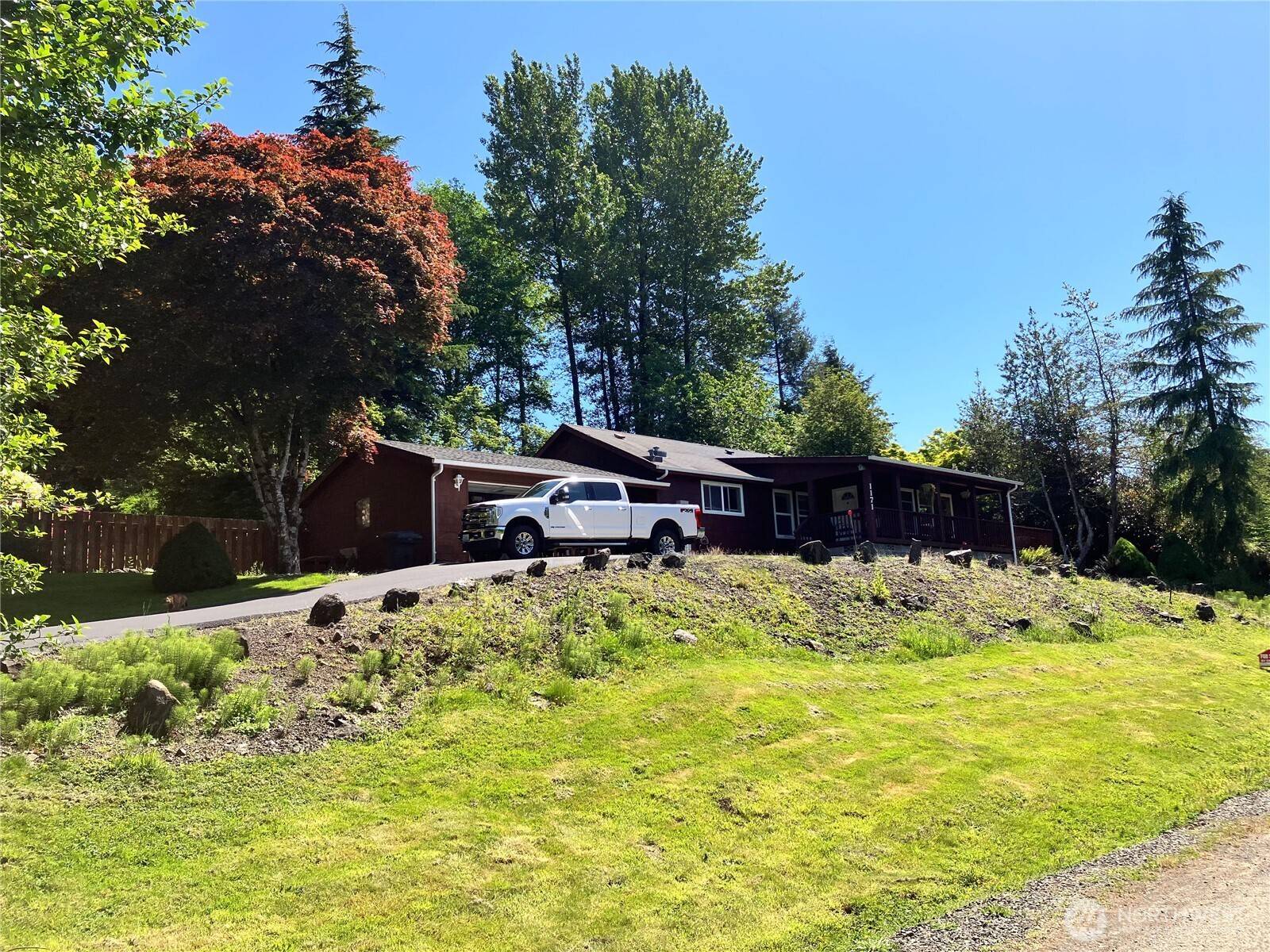 1171 Ray Hicks ST, Raymond, WA 98577