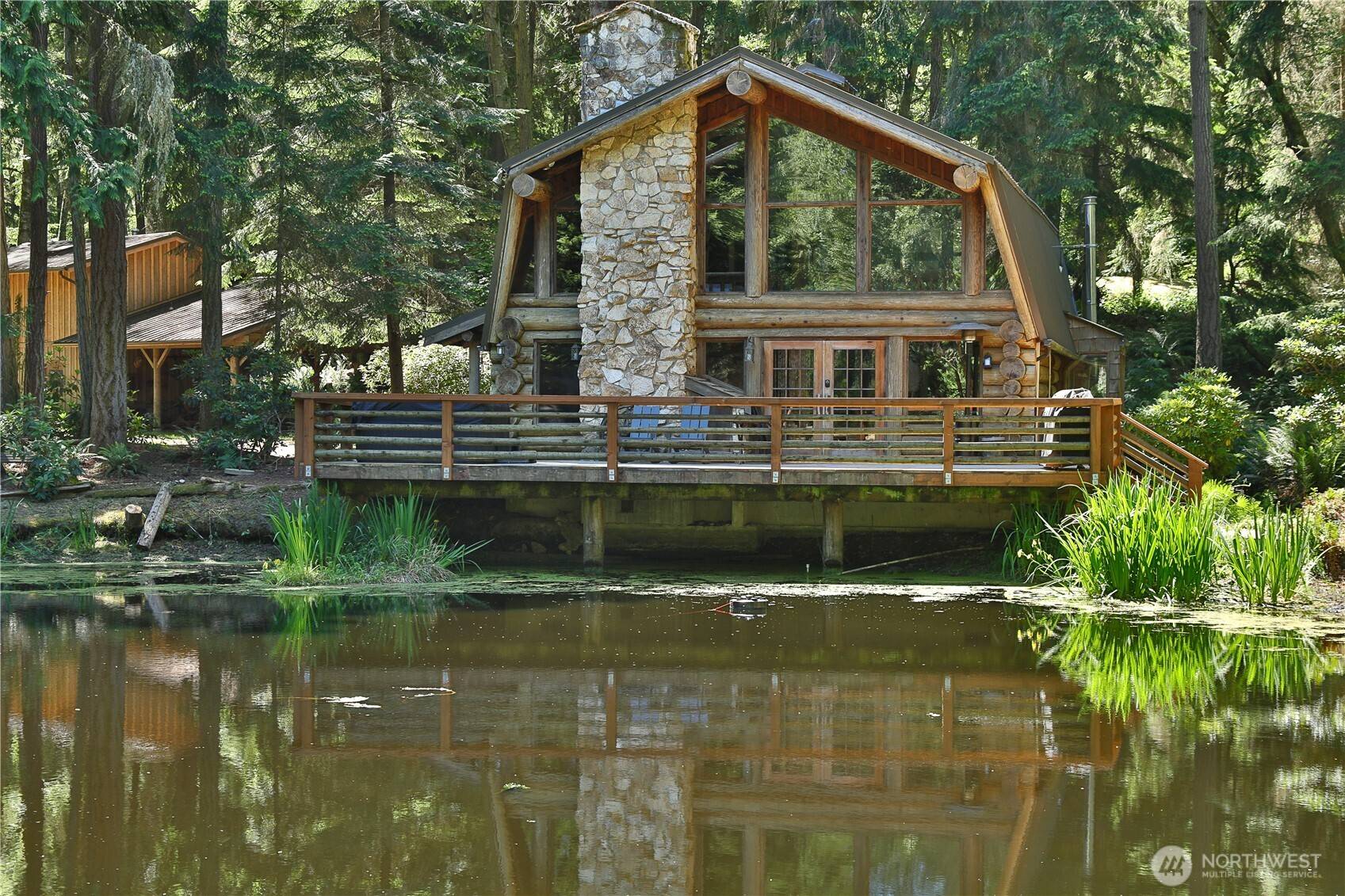 835 Christenson RD, Greenbank, WA 98253