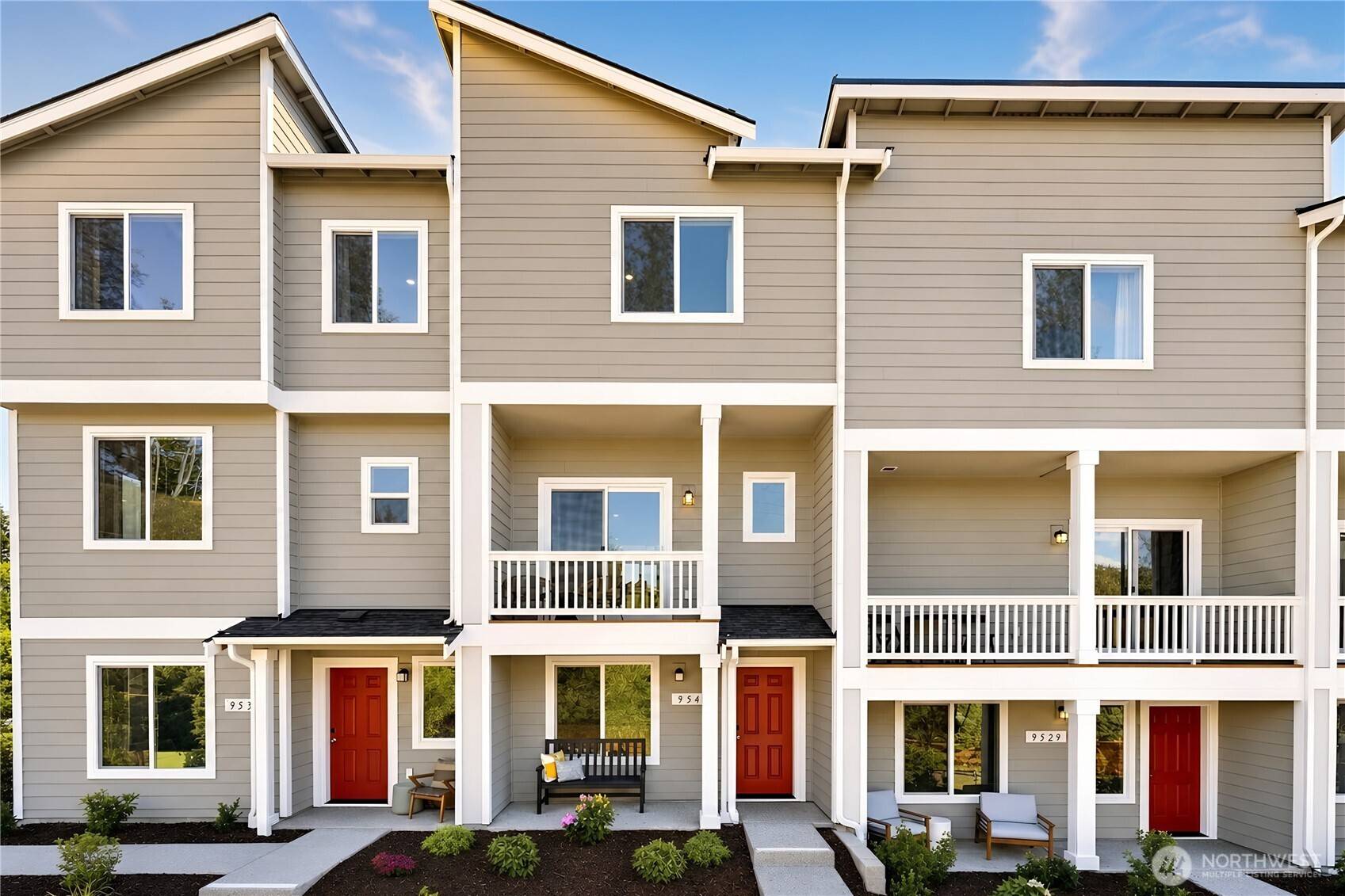 9626 Mineral AVE NW, Silverdale, WA 98383