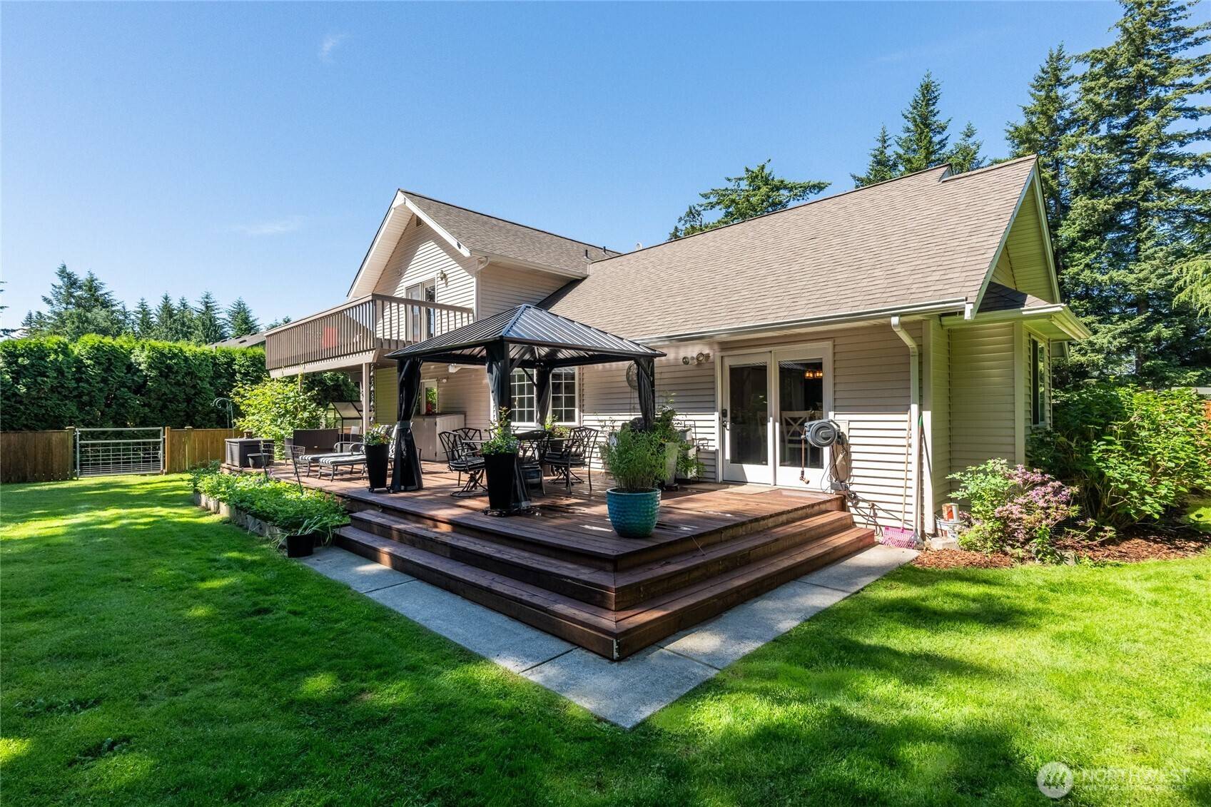 6898 Golf View DR, Lynden, WA 98264
