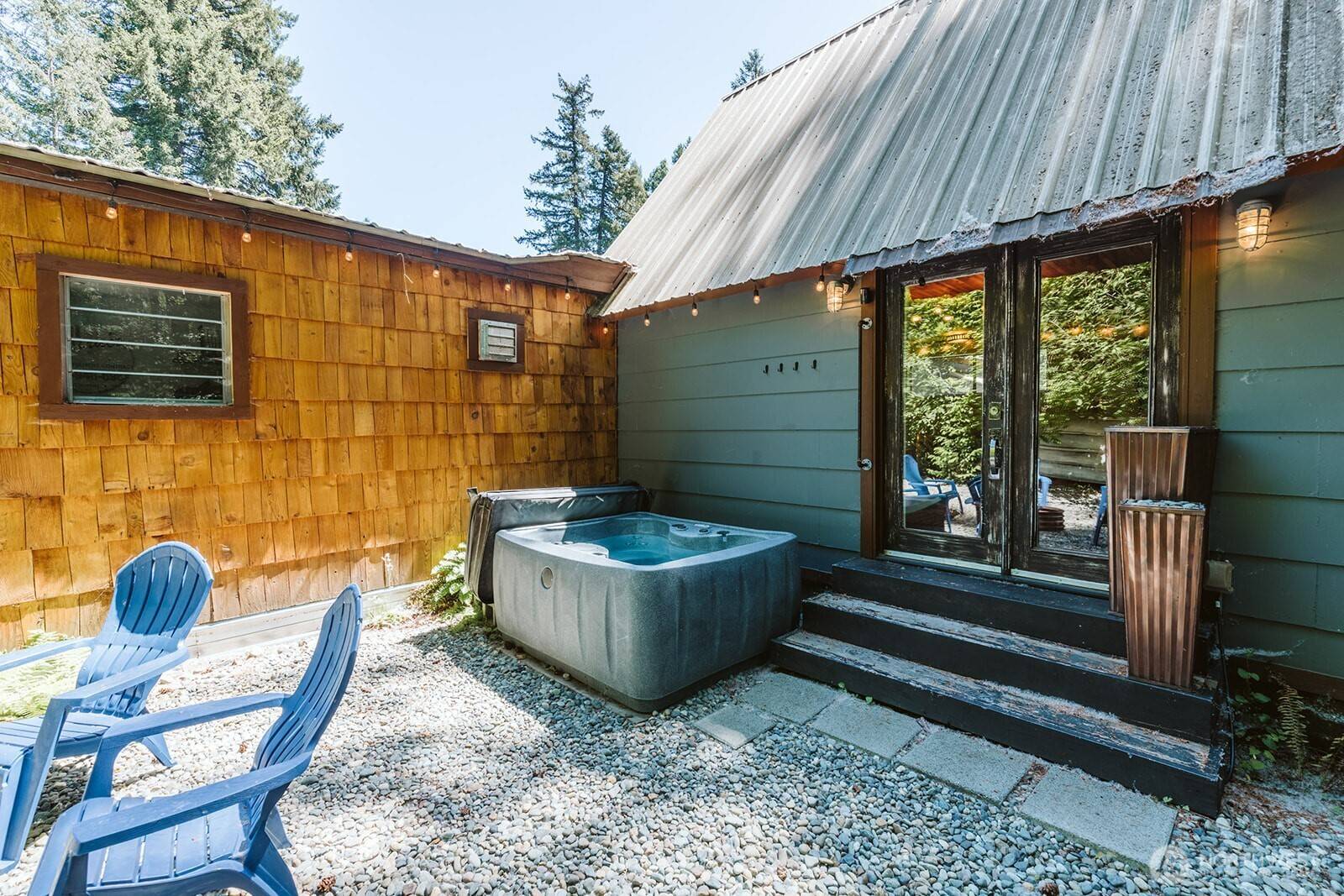 109 Mt Rainier DR, Packwood, WA 98361