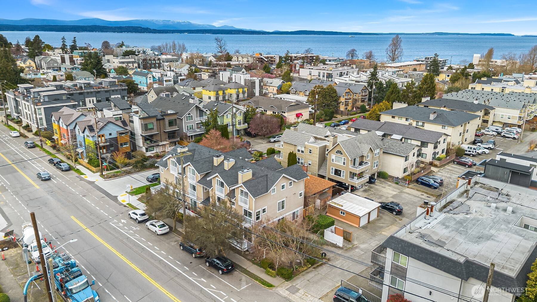 3056 60th AVE SW, Seattle, WA 98116
