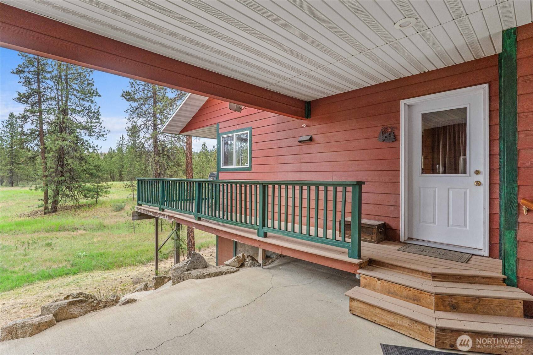 40048 Cayuse Cove E, Davenport, WA 99122