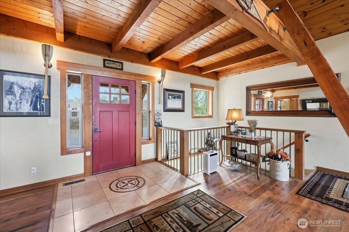 31795 Ringneck Lane East, Davenport, WA 99122
