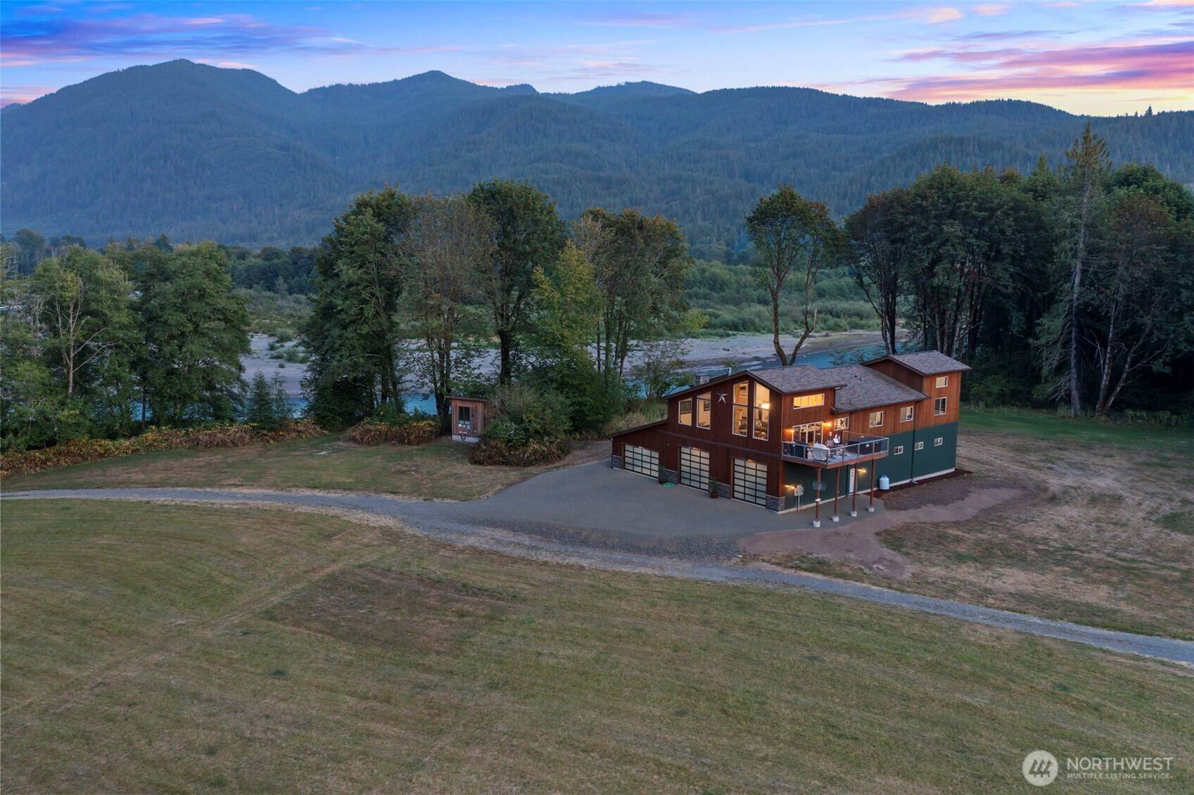 10718 US 12, Randle, WA 98377