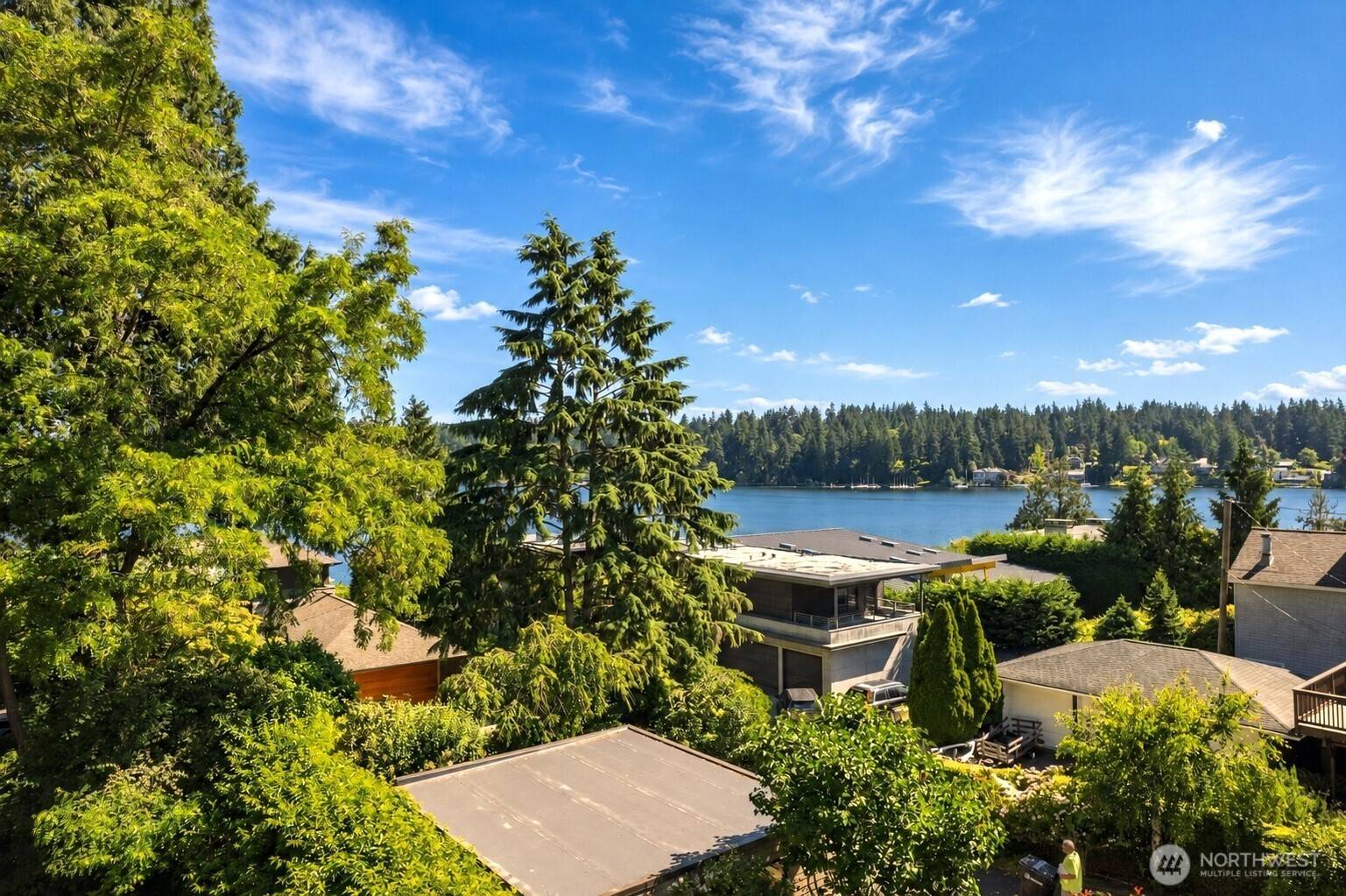 9412 SE 33rd ST, Mercer Island, WA 98040