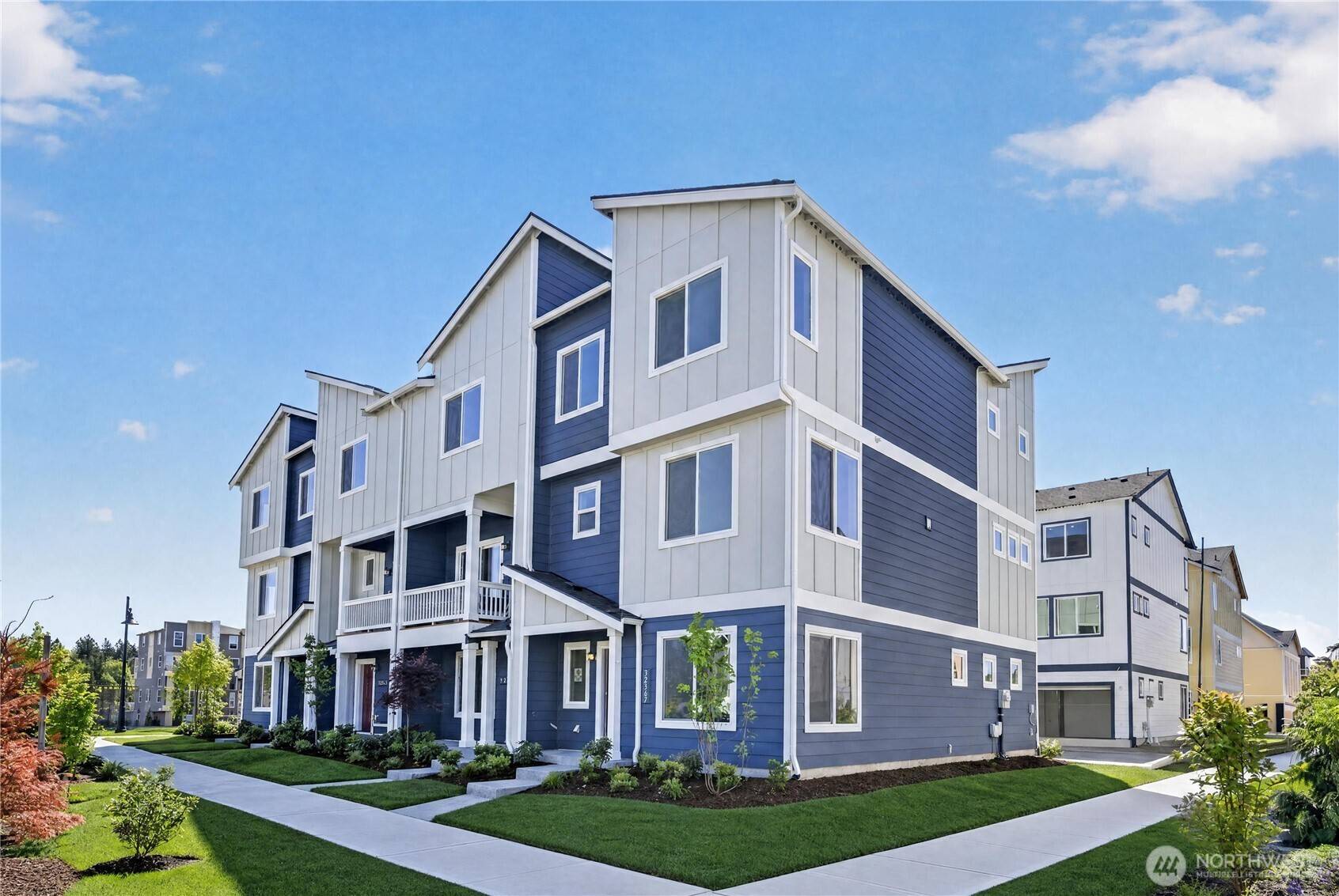 34084 Emerald Ridge AVE SE, Black Diamond, WA 98010