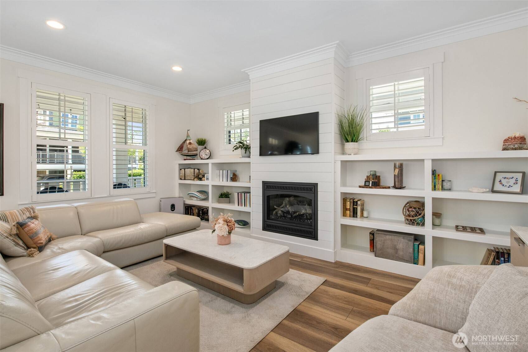 41 Horizon ST, Pacific Beach, WA 98571