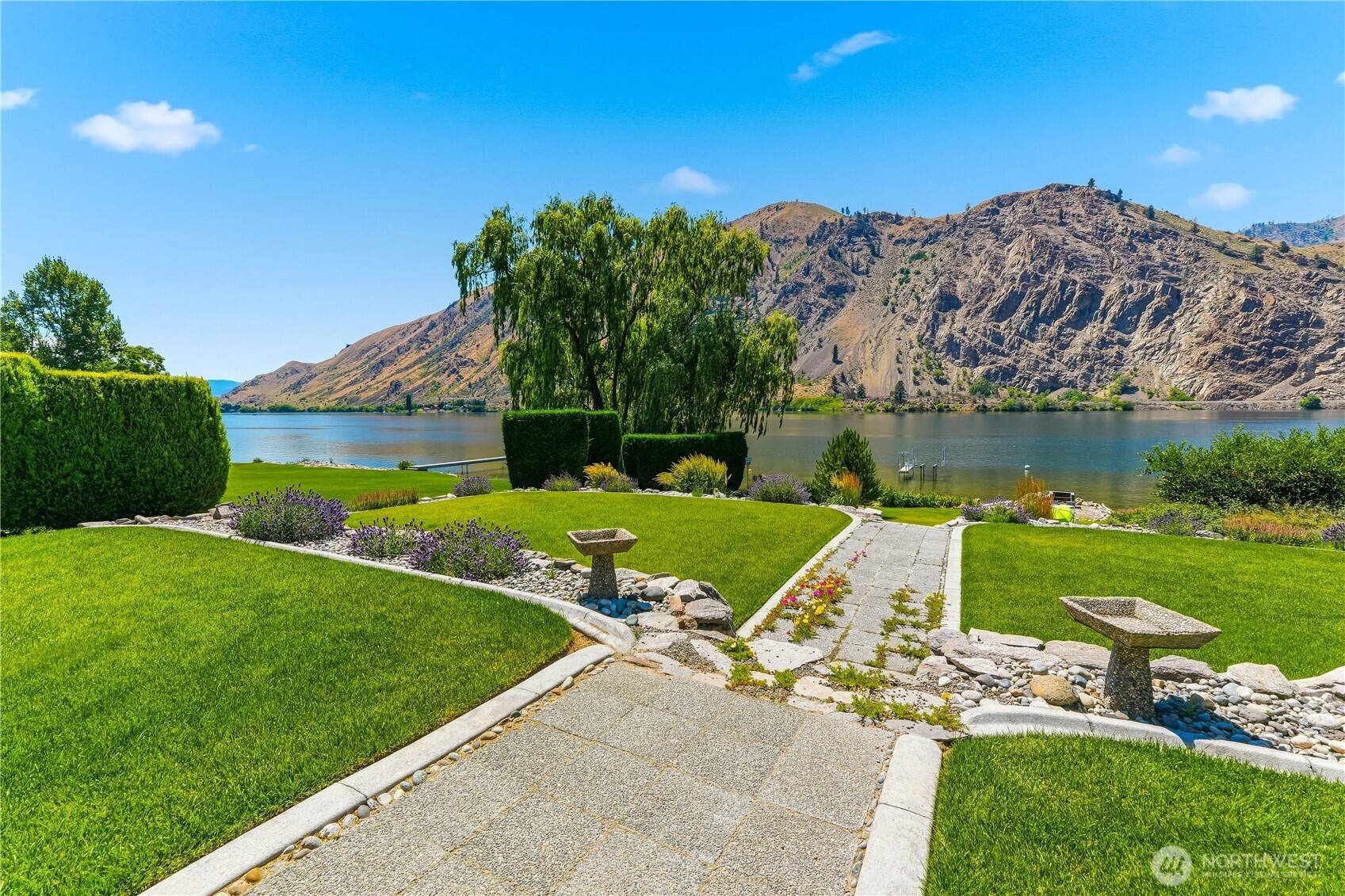 19 Chapman LN, Orondo, WA 98843