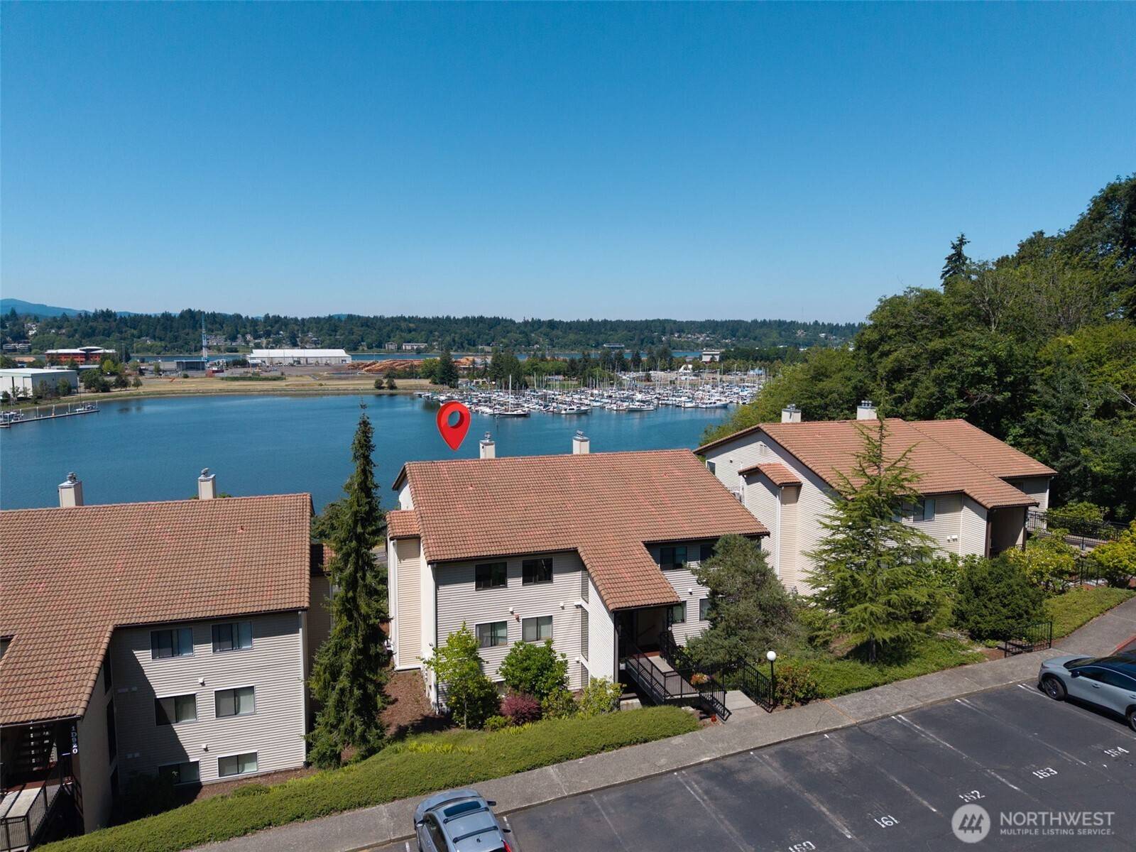 920 East Bay DR NE #2D-101, Olympia, WA 98506