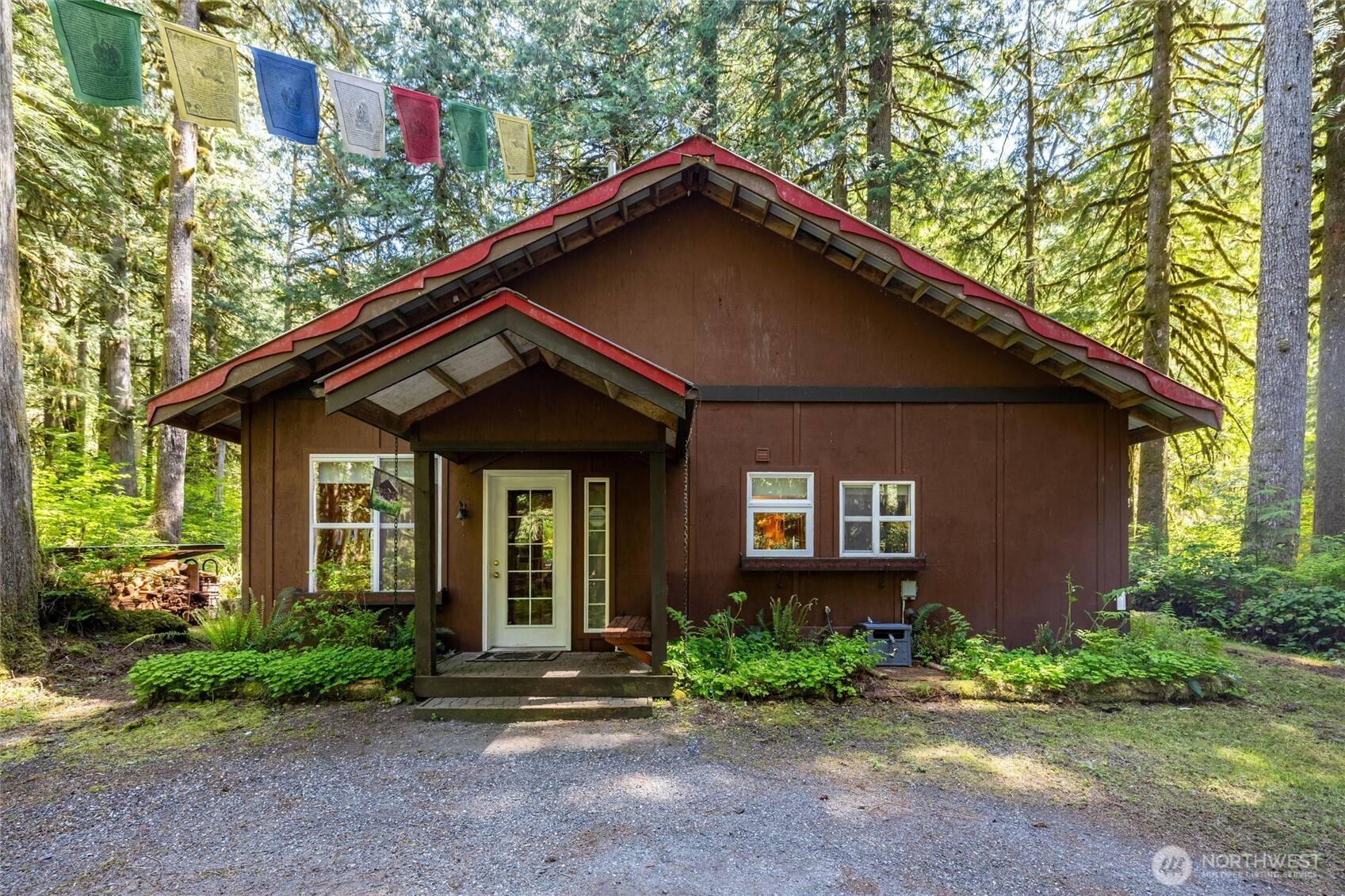 10707 Thompson Creek RD, Deming, WA 98244