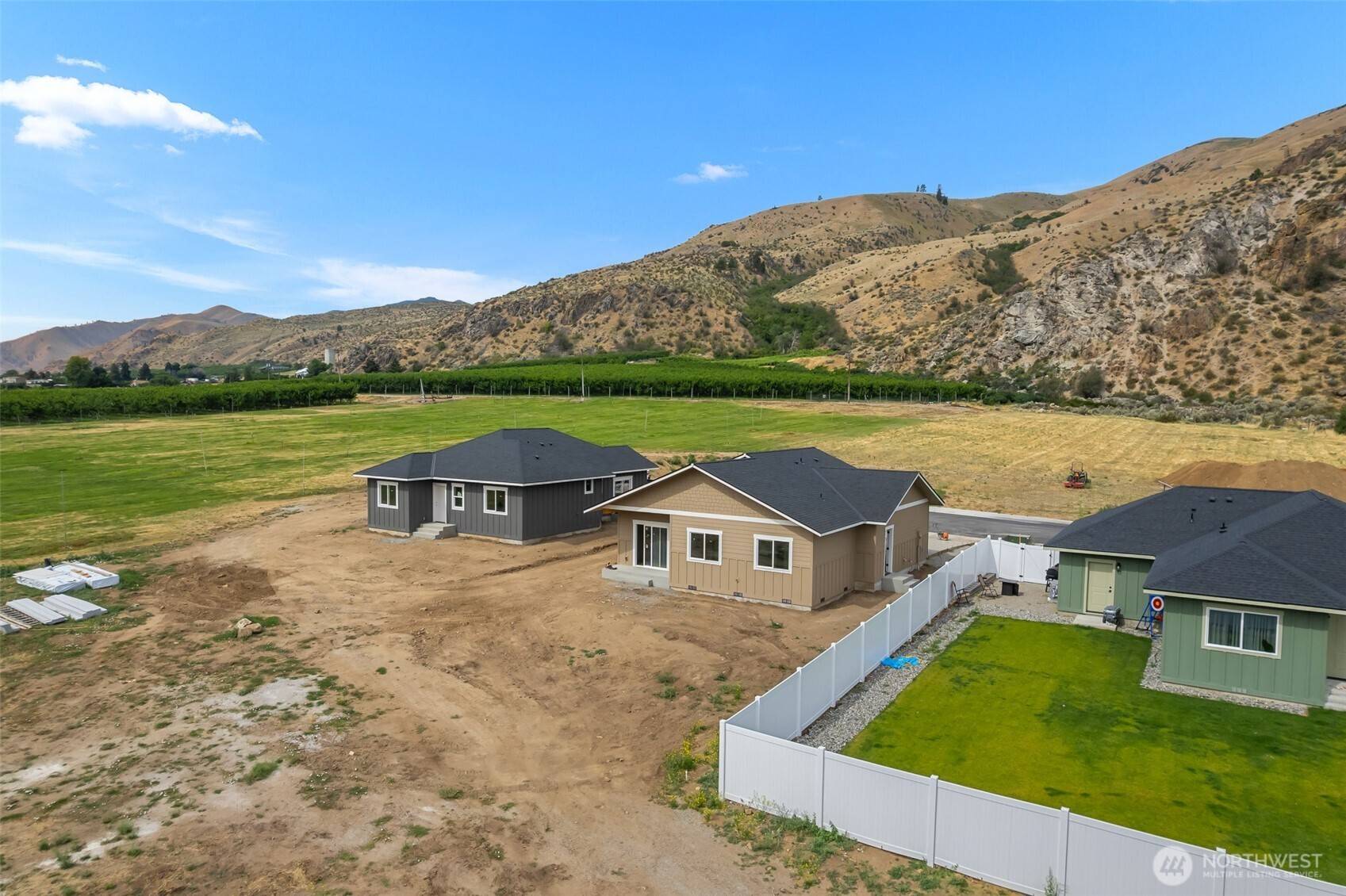 14893 Red Delicious ST, Entiat, WA 98822