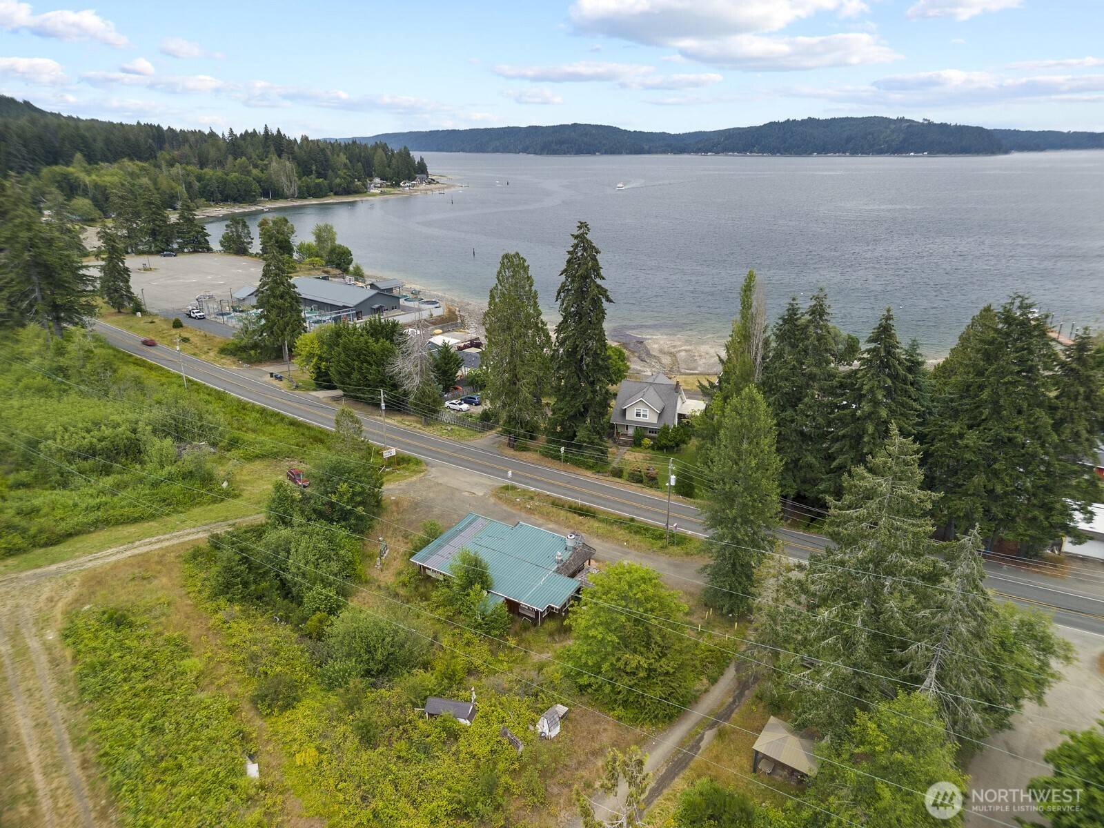 21391 N US HWY 101, Shelton, WA 98584