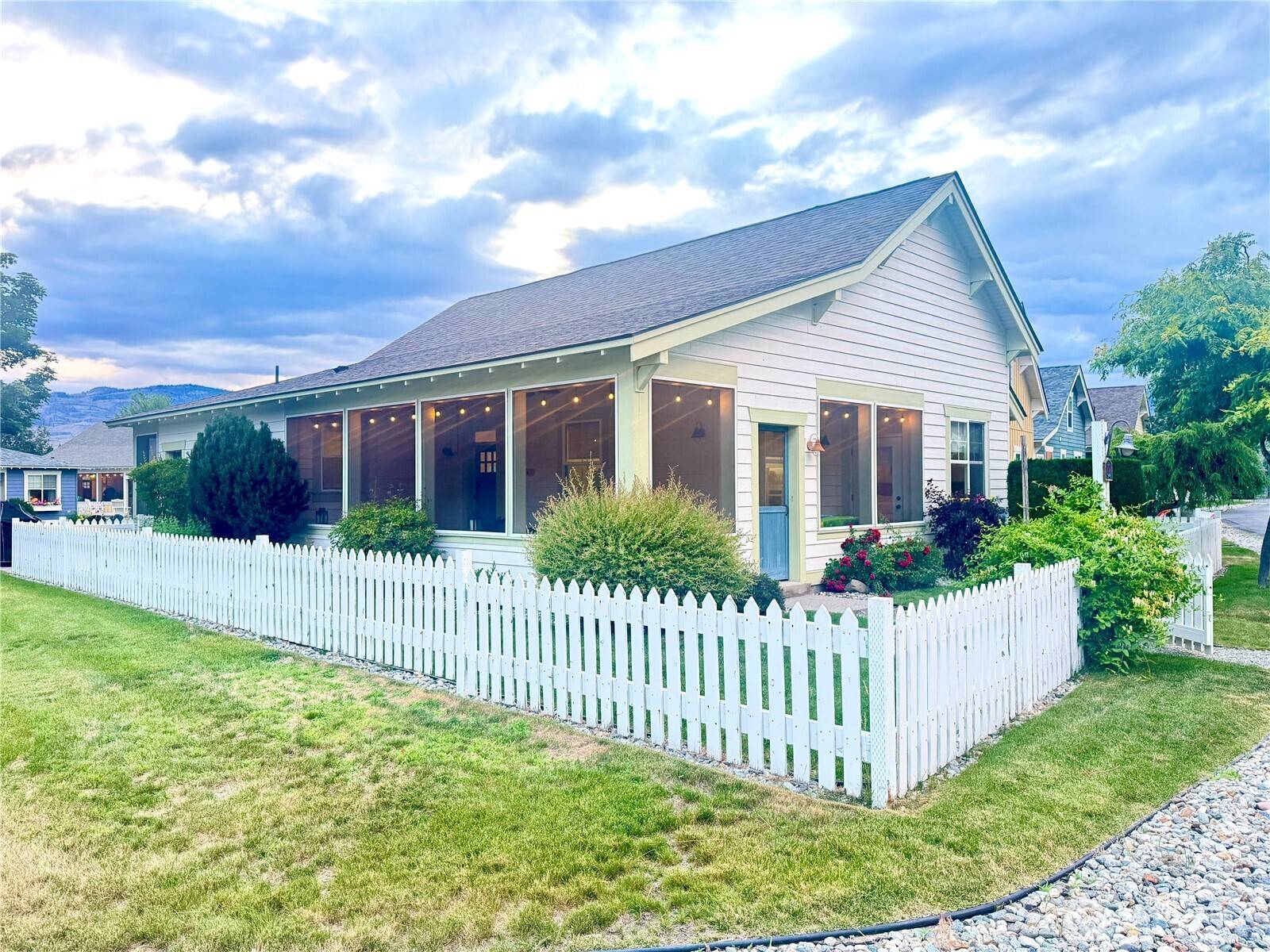 101 Timbuktu LN, Oroville, WA 98844