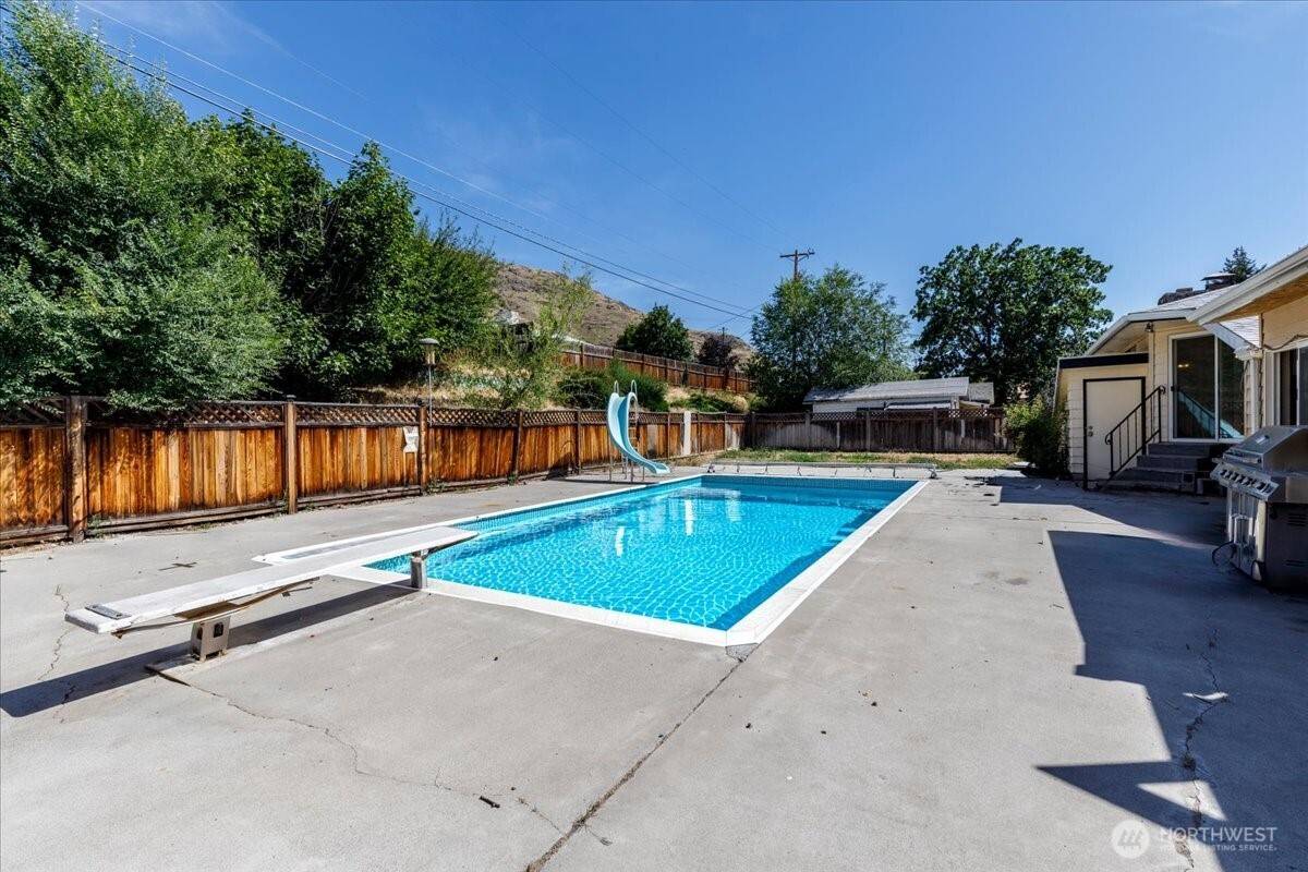 801 Tulip Street, Coulee Dam, WA 99116