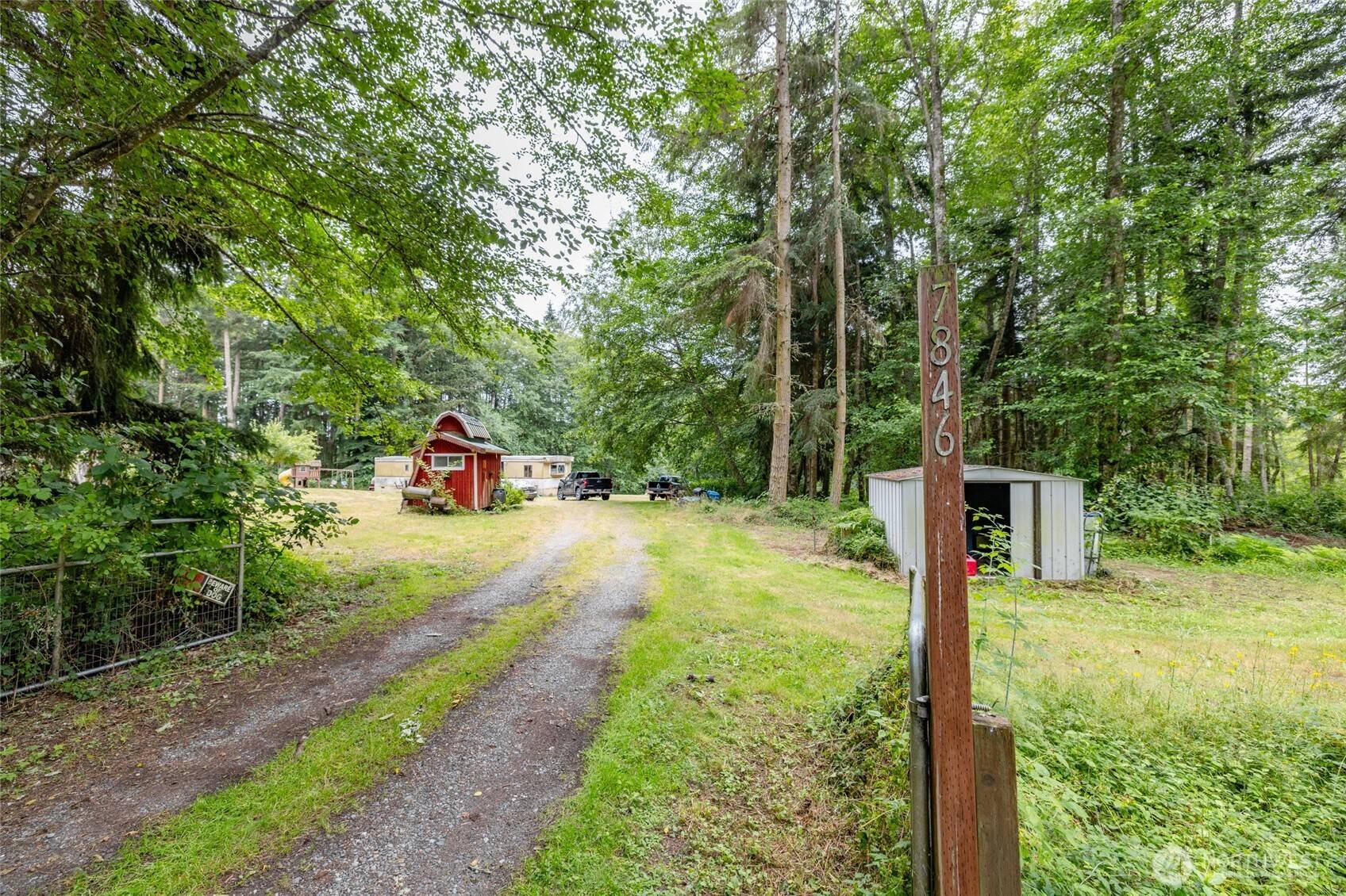 7846 Bailey RD, Clinton, WA 98236