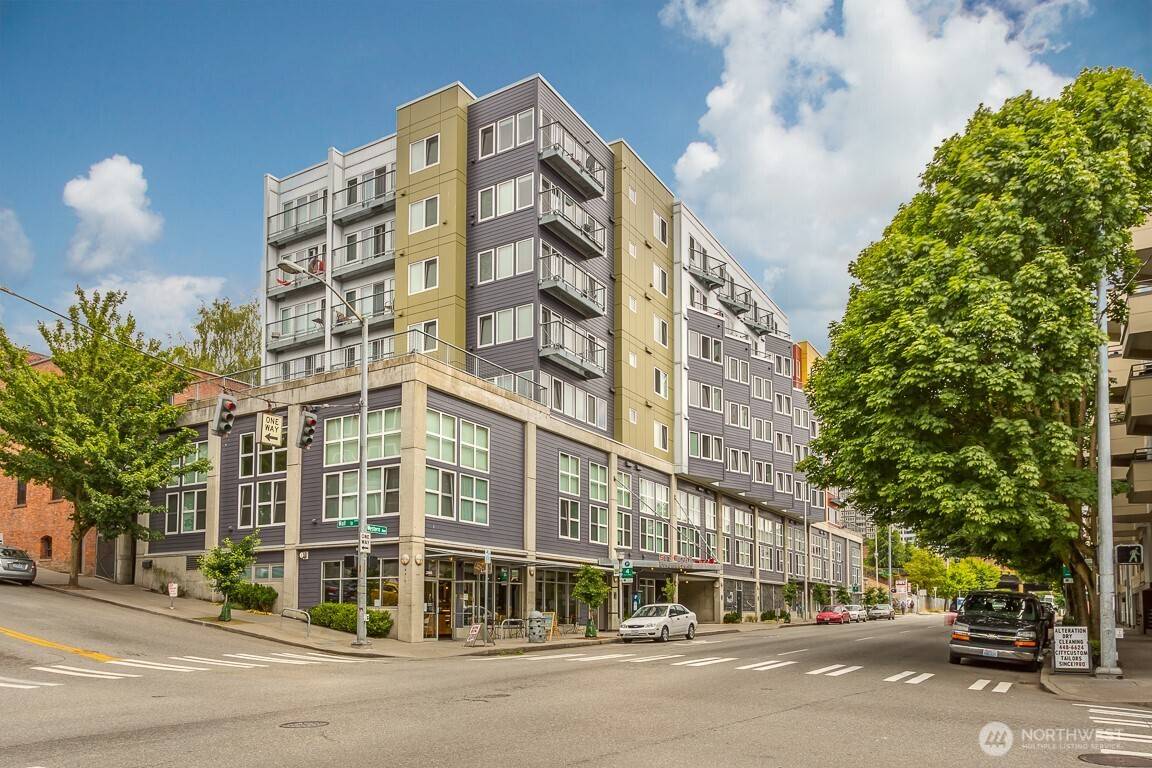 2440 Western AVE #517, Seattle, WA 98121