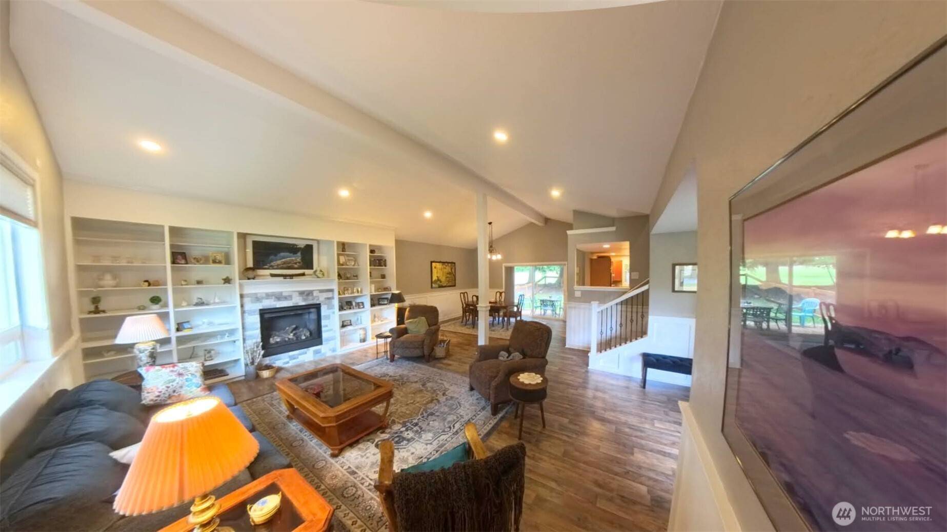 40 N Mt Christie DR W, Hoodsport, WA 98548