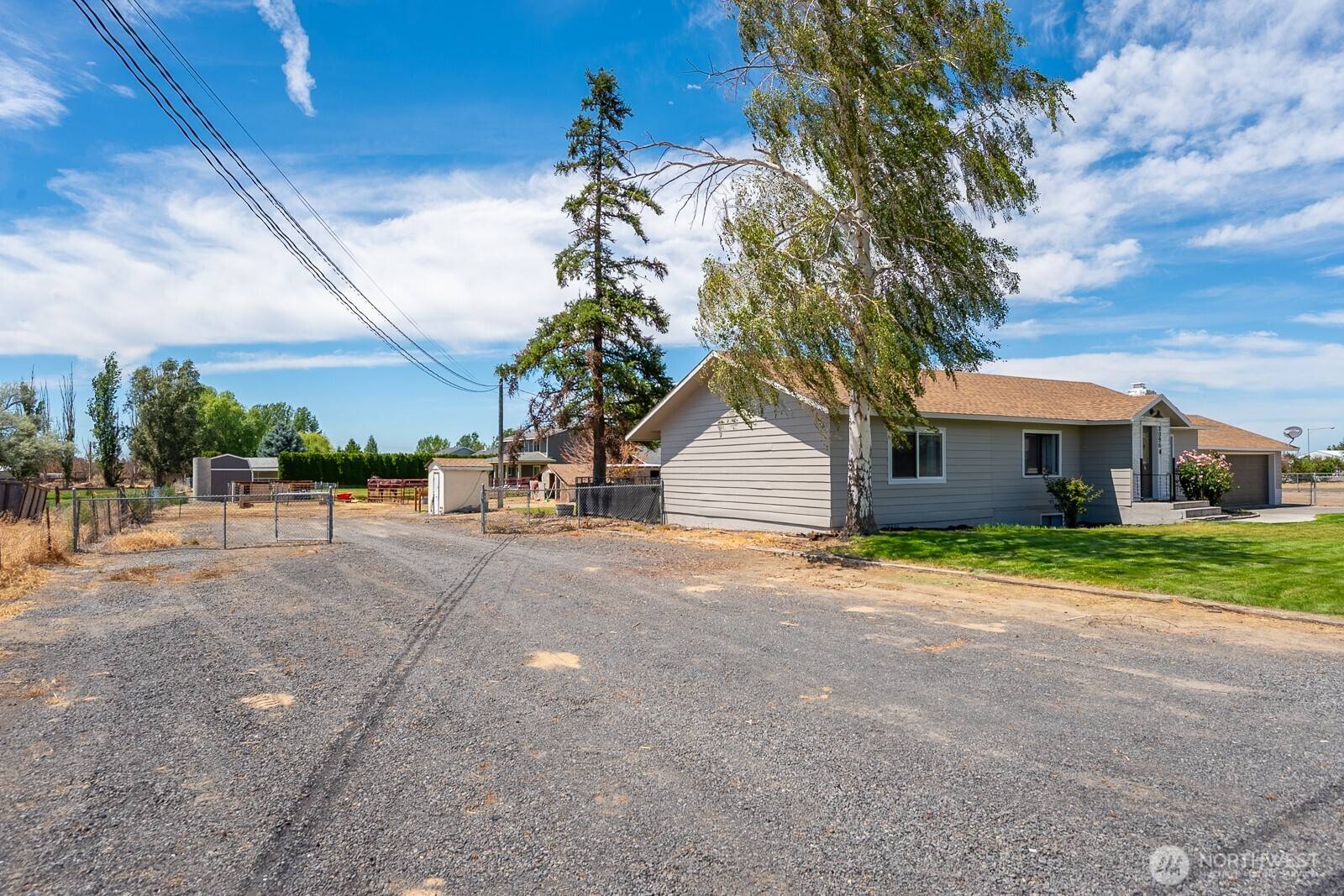 2096 Hamilton RD NE, Moses Lake, WA 98837