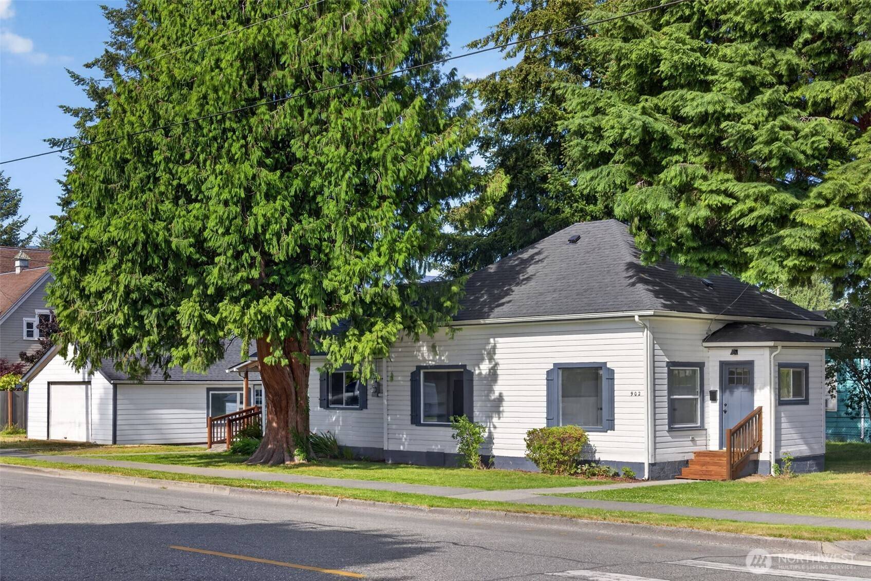 902 Fidalgo ST, Sedro Woolley, WA 98284