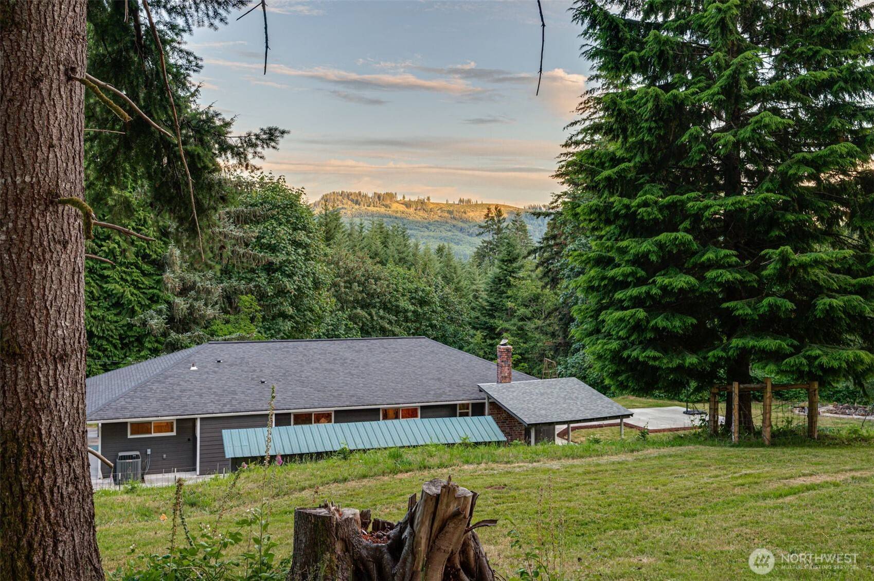 407 N Dubois RD, Ariel, WA 98603